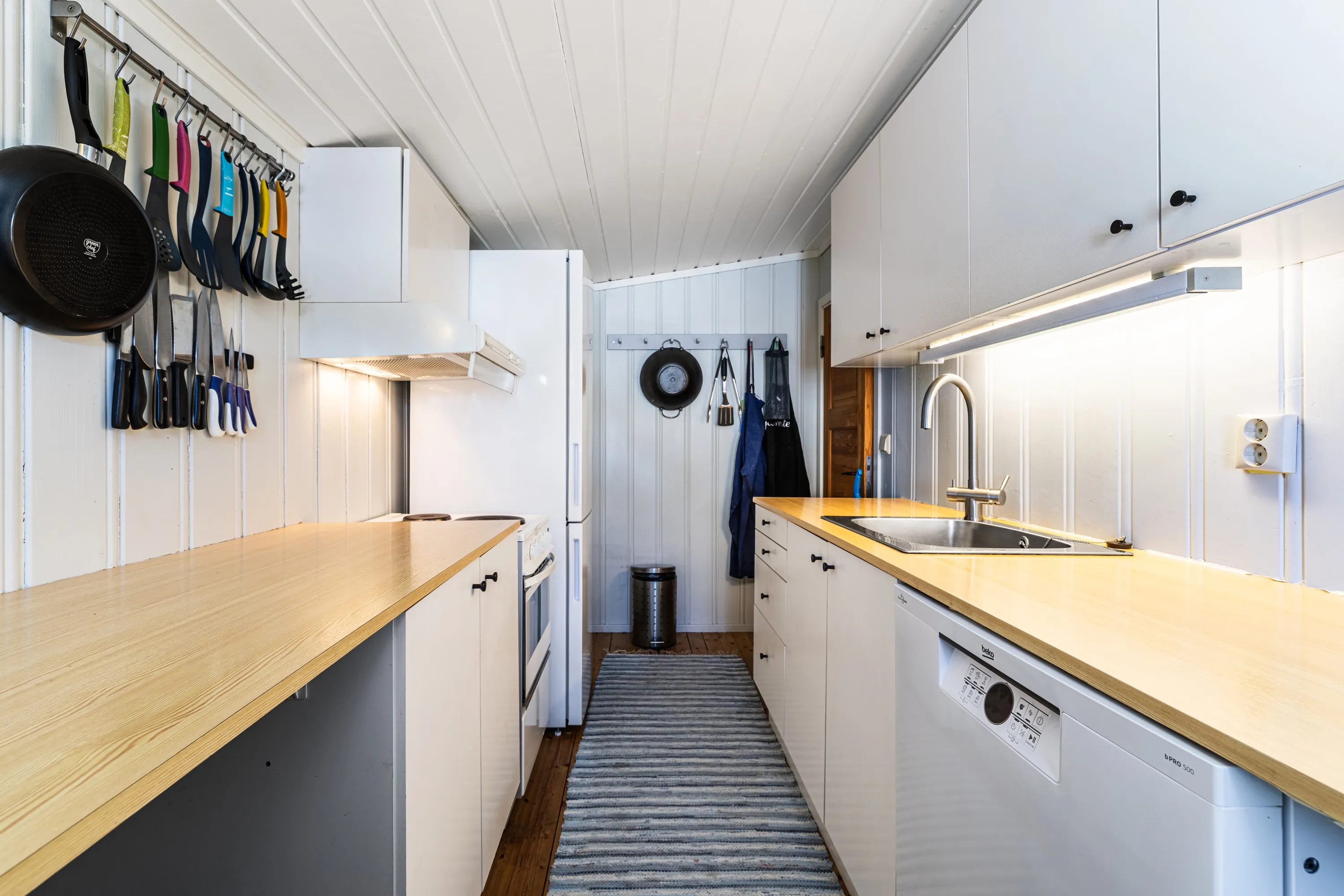 1960s Hemsedal Cabin with Mountain Views and Outdoor Recreation - View image 11 of 32