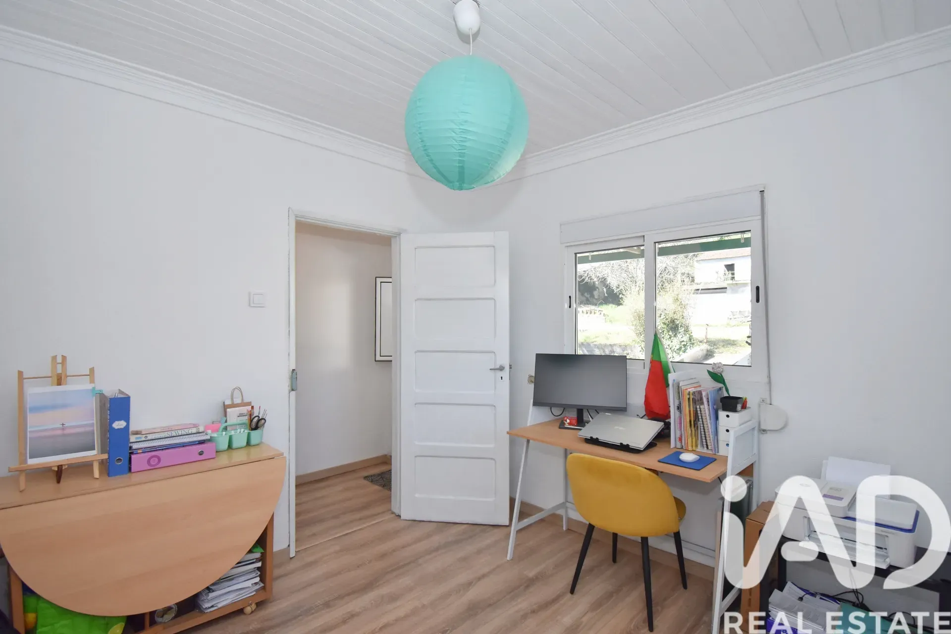 1970s Five-Bedroom House with Garden and Dual Kitchens in Cumeeira, Portugal - View image 15 of 40