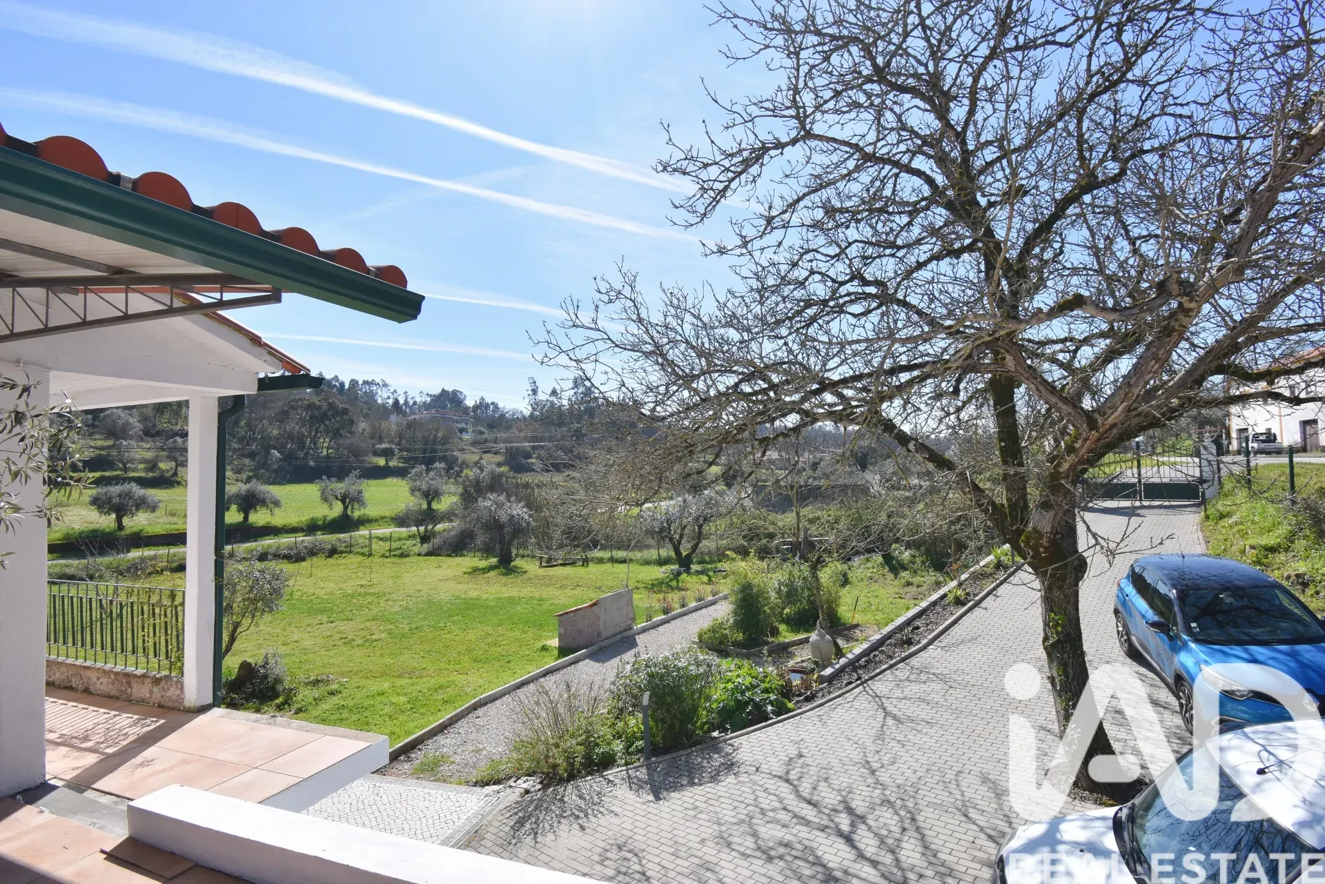 1970s Five-Bedroom House with Garden and Dual Kitchens in Cumeeira, Portugal - View image 18 of 40