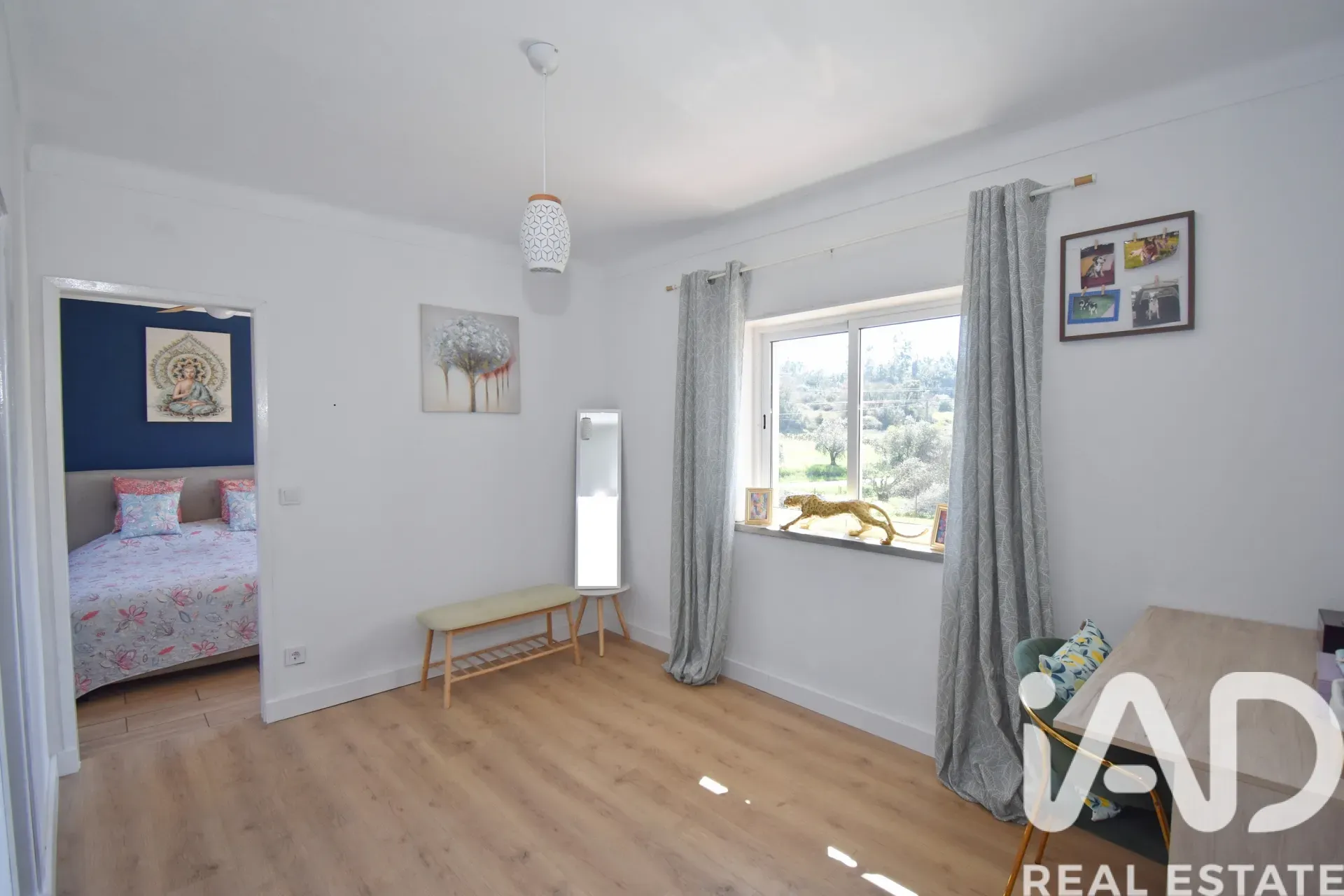 1970s Five-Bedroom House with Garden and Dual Kitchens in Cumeeira, Portugal - View image 21 of 40