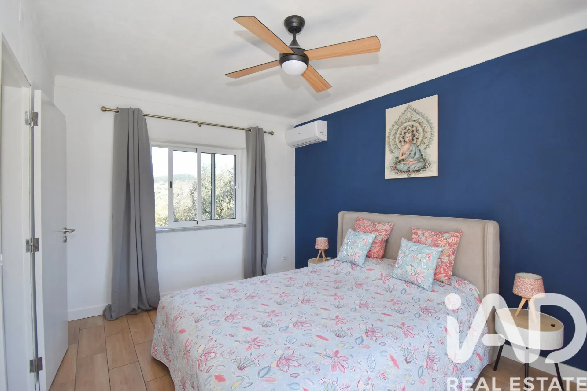 1970s Five-Bedroom House with Garden and Dual Kitchens in Cumeeira, Portugal - View image 22 of 40