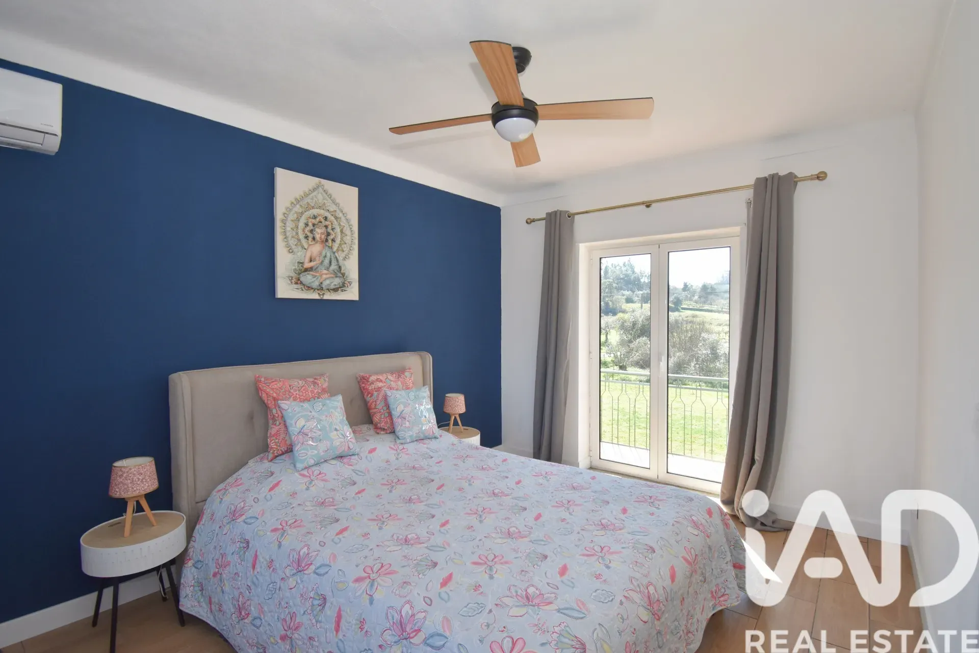 1970s Five-Bedroom House with Garden and Dual Kitchens in Cumeeira, Portugal - View image 23 of 40