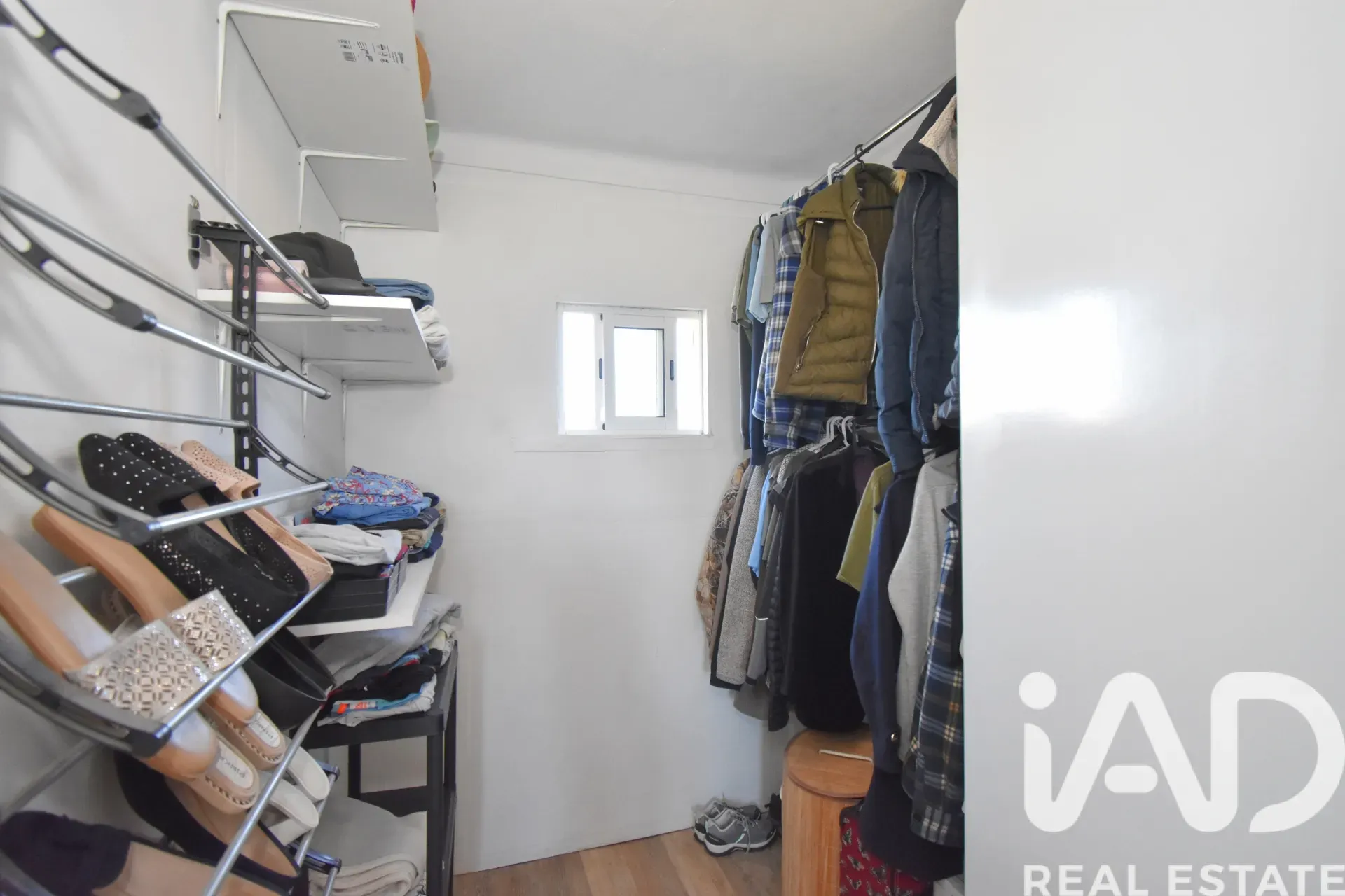 1970s Five-Bedroom House with Garden and Dual Kitchens in Cumeeira, Portugal - View image 26 of 40