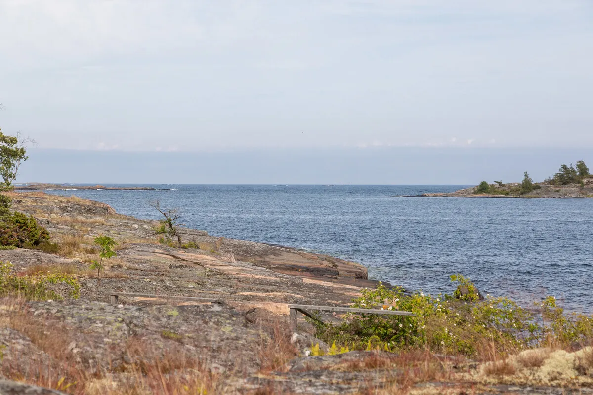 1909 Swedish Coastal Retreat with Expansive Gardens in Loftahammar - View image 24 of 58