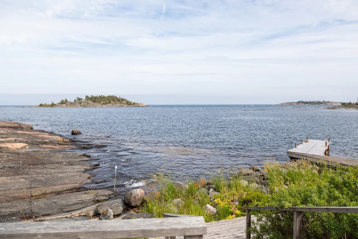 1909 Swedish Coastal Retreat with Expansive Gardens in Loftahammar - View image 31 of 58