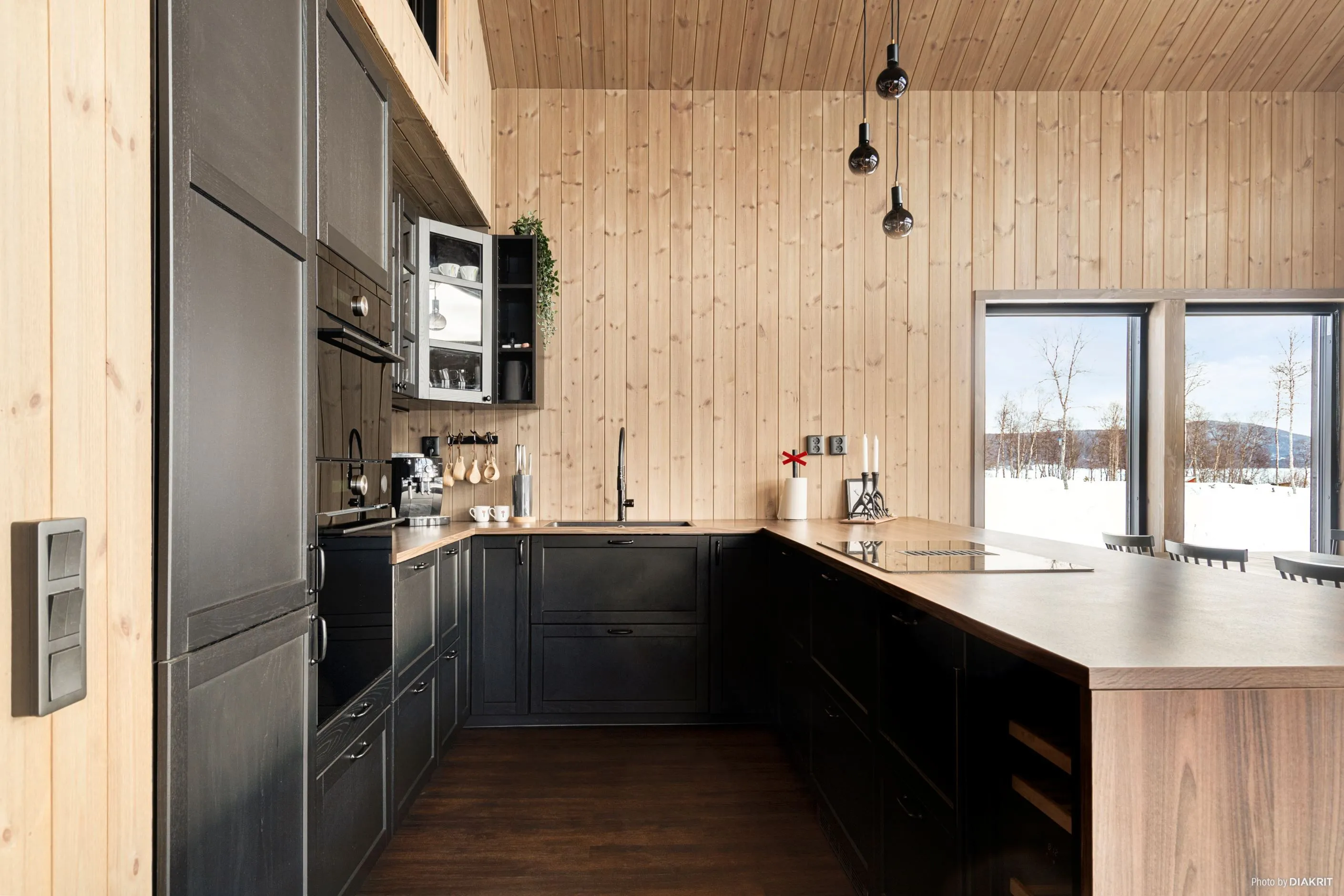 Contemporary 4-Bedroom Country House Near Kultsjön, Klimpfjäll - View image 6 of 33