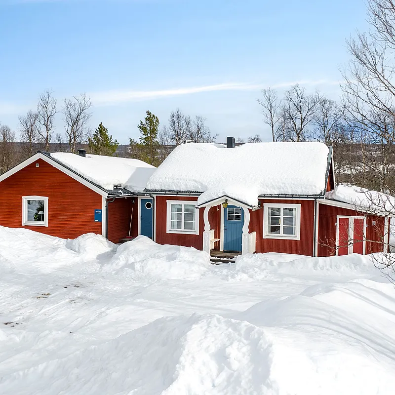1960s Swedish Country House with 5 Bedrooms in Scenic Härjedalen