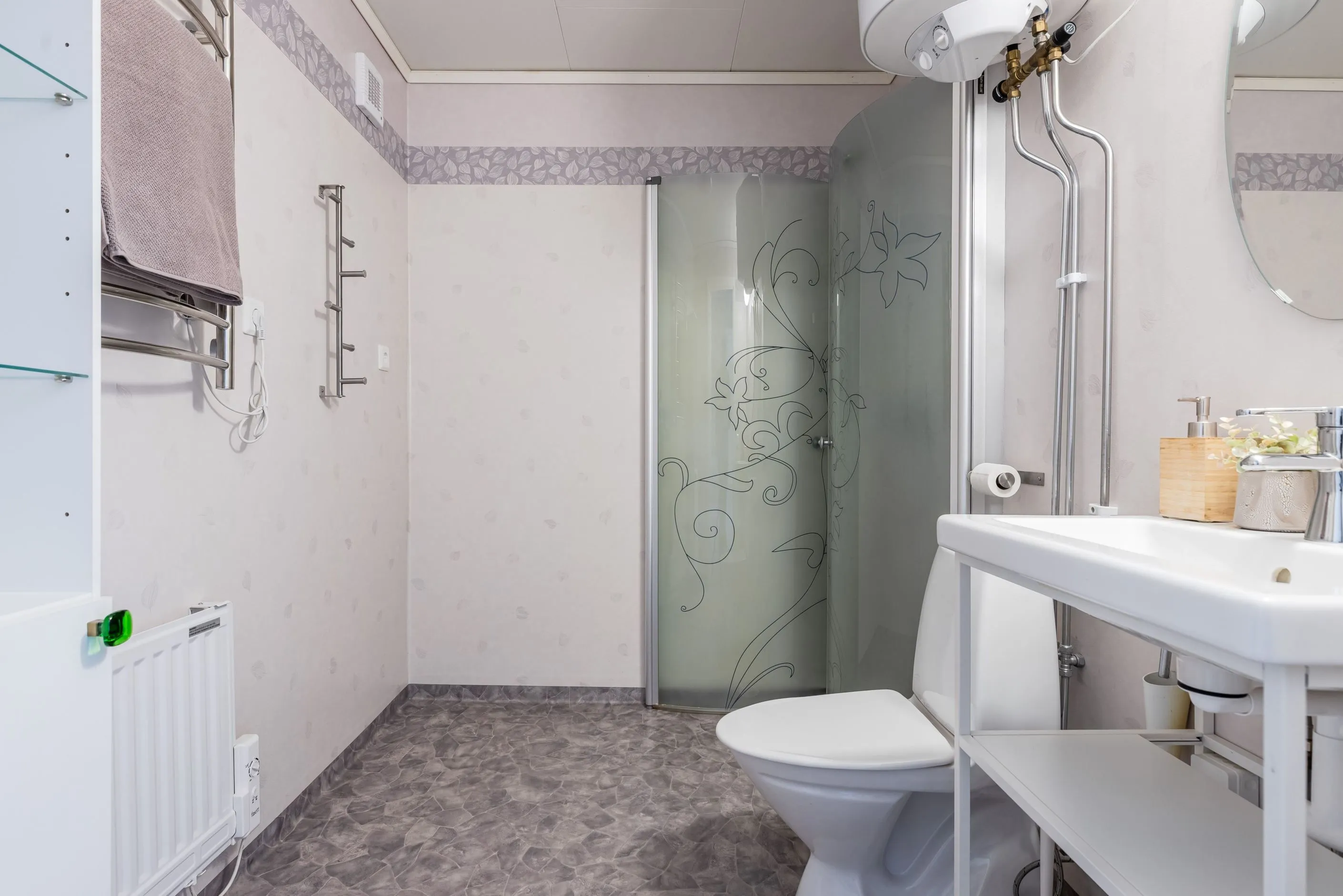 1960s Swedish Country House with 5 Bedrooms in Scenic Härjedalen - View image 14 of 29