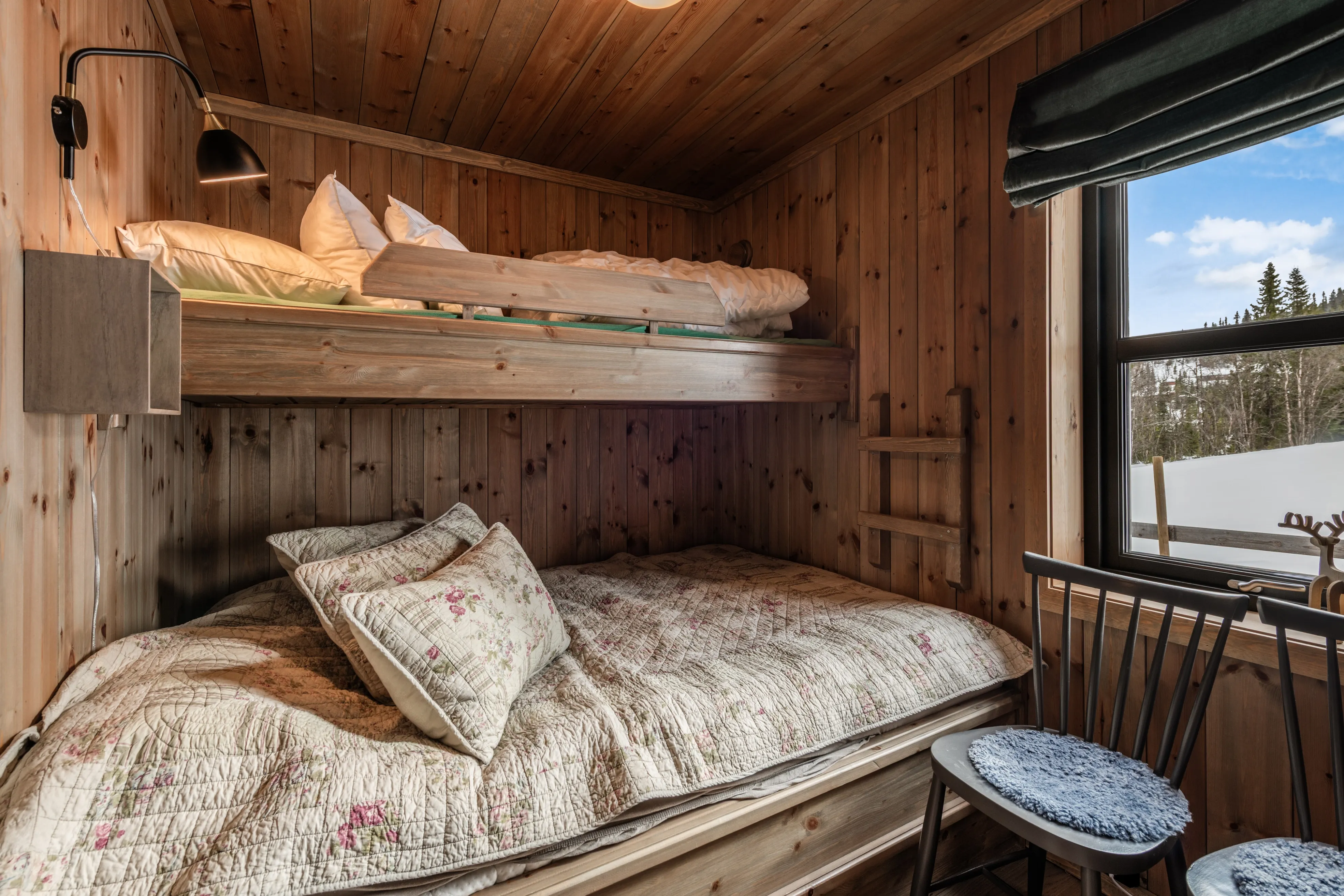 Modern 4-Bedroom Cabin with Panoramic Views in Scenic Nesbyen, Norway - View image 34 of 47