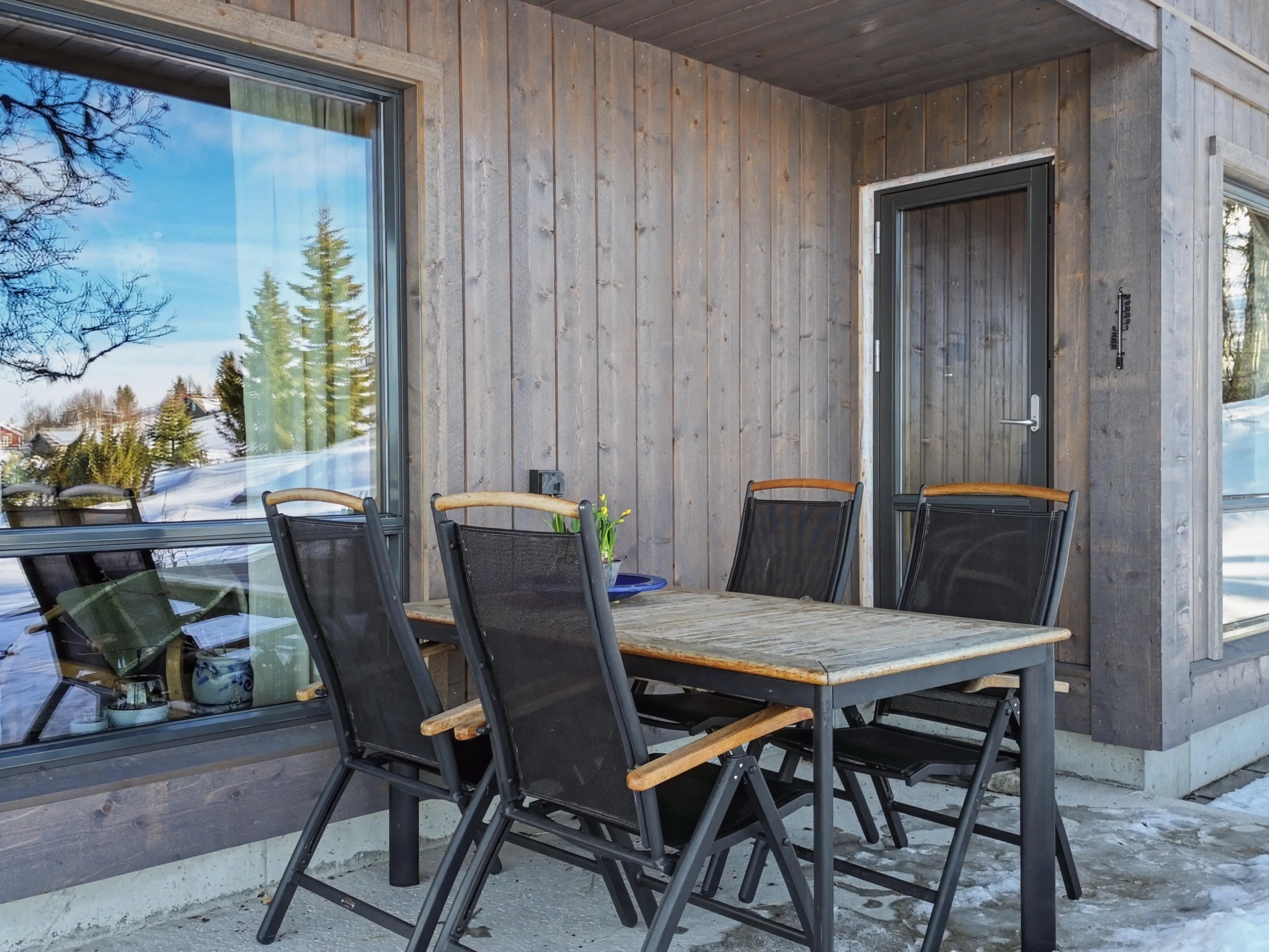 Modern 4-Bedroom Cabin with Panoramic Views in Scenic Nesbyen, Norway - View image 41 of 47