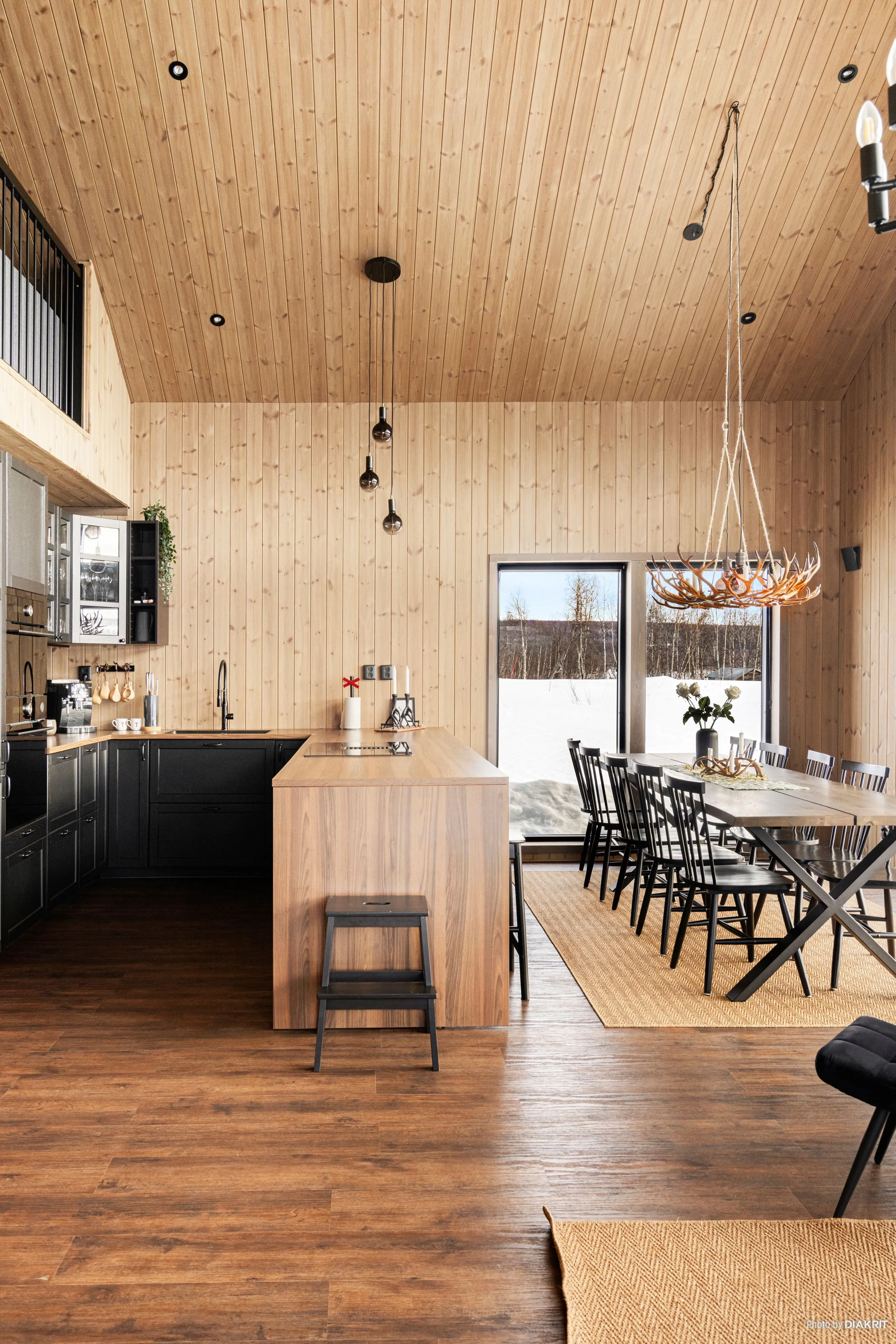 Contemporary 4-Bedroom Country House Near Kultsjön Lake, Klimpfjäll - View image 7 of 33