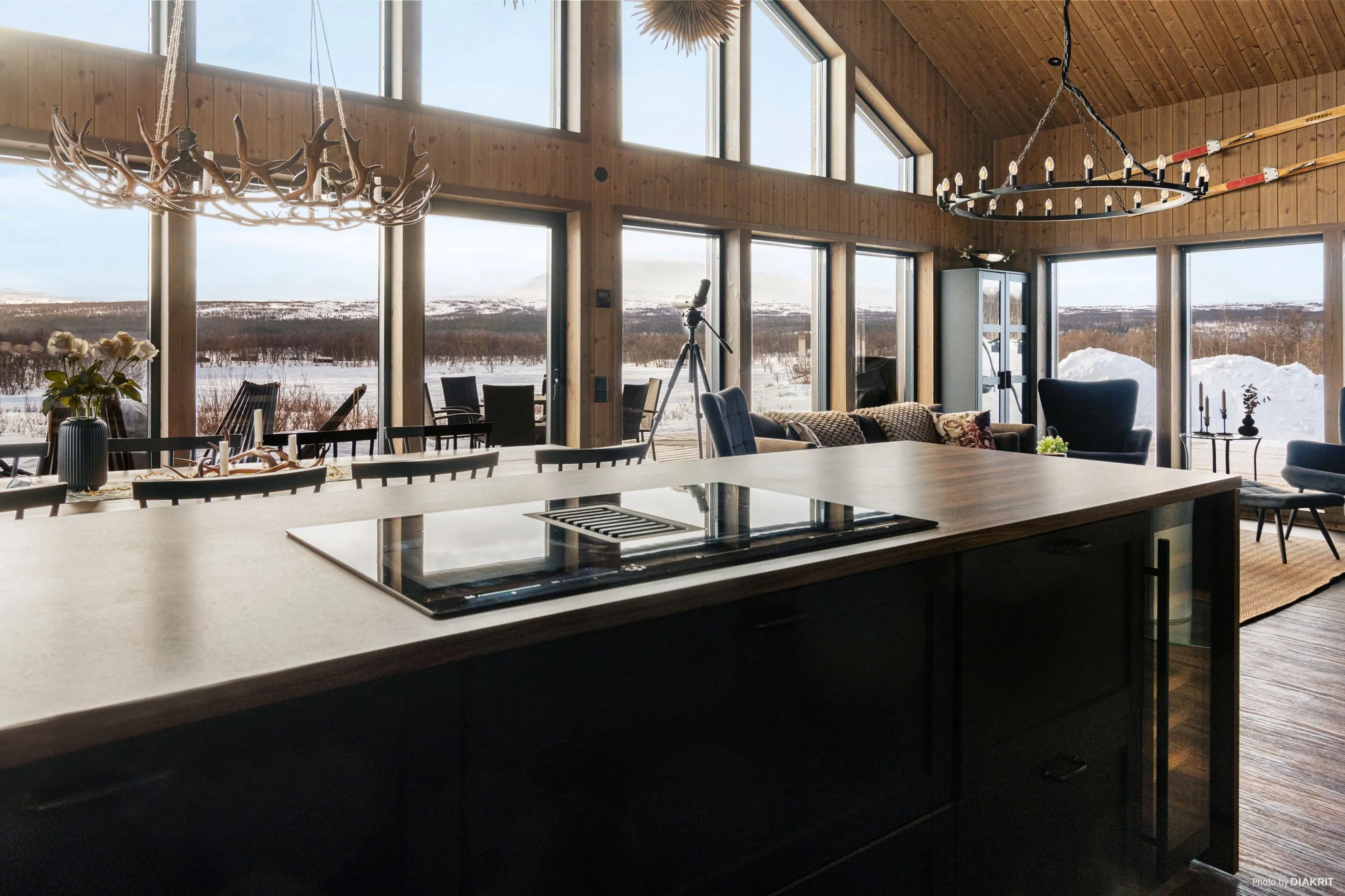 Contemporary 4-Bedroom Country House Near Kultsjön Lake, Klimpfjäll - View image 8 of 33