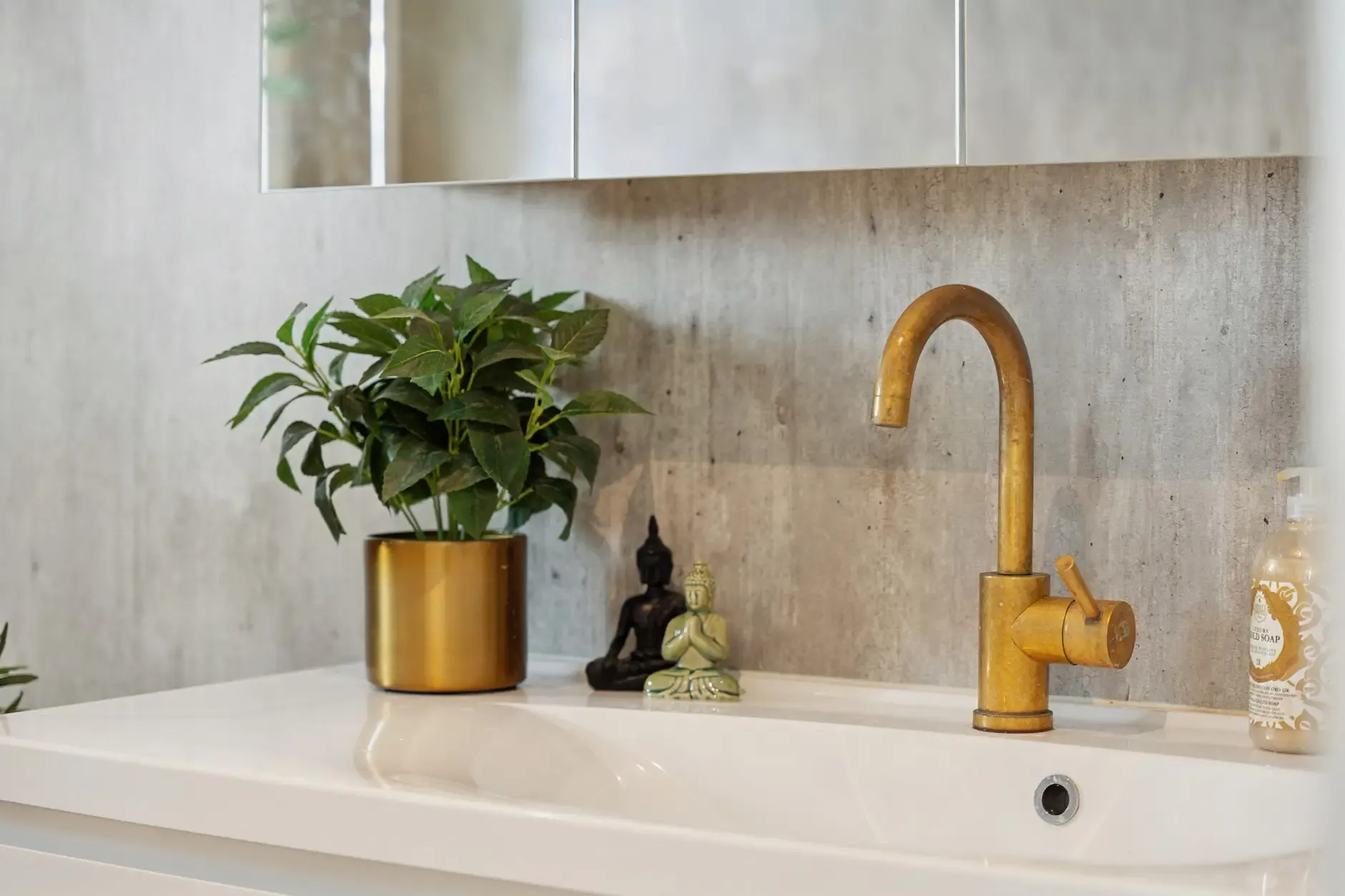 Contemporary 4-Bedroom Country House with Terrace in Norway's Telemark Region - View image 23 of 47