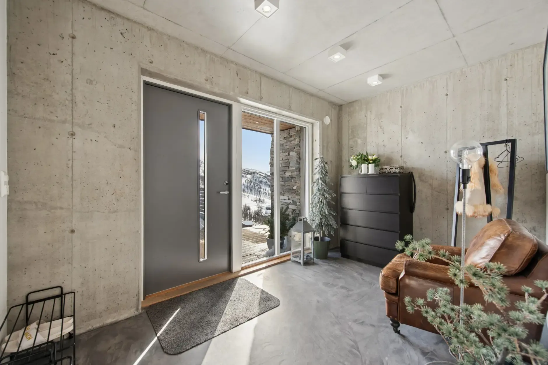 Contemporary 4-Bedroom Country House with Terrace in Norway's Telemark Region - View image 35 of 47