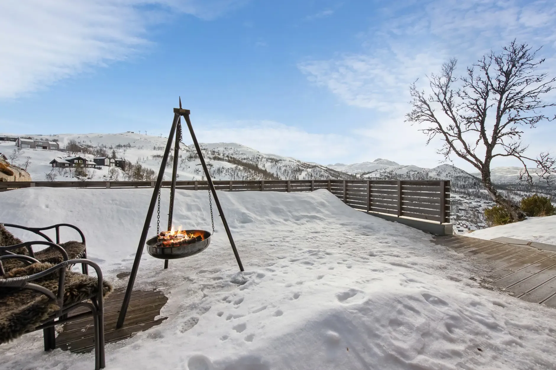 Contemporary 4-Bedroom Country House with Terrace in Norway's Telemark Region - View image 44 of 47