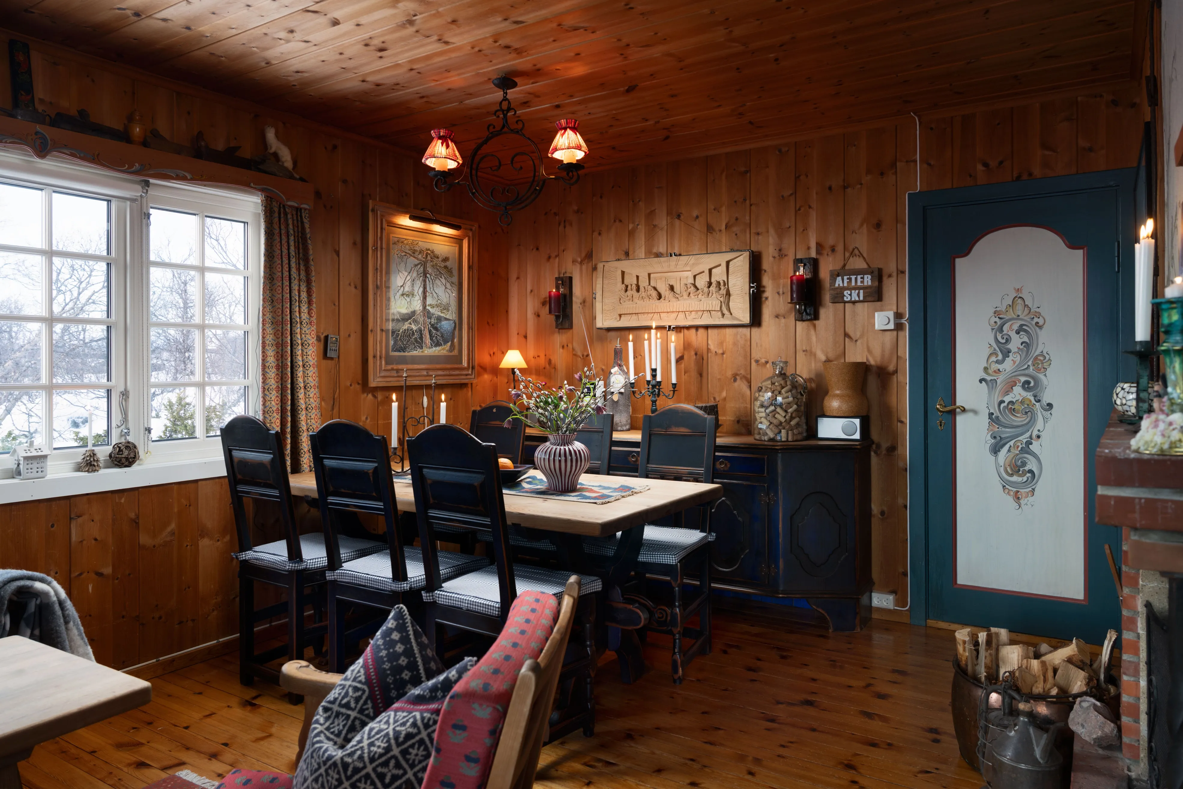 1960s Geilo Cabin with Expansive Terrace and Mountain Vistas - View image 10 of 28