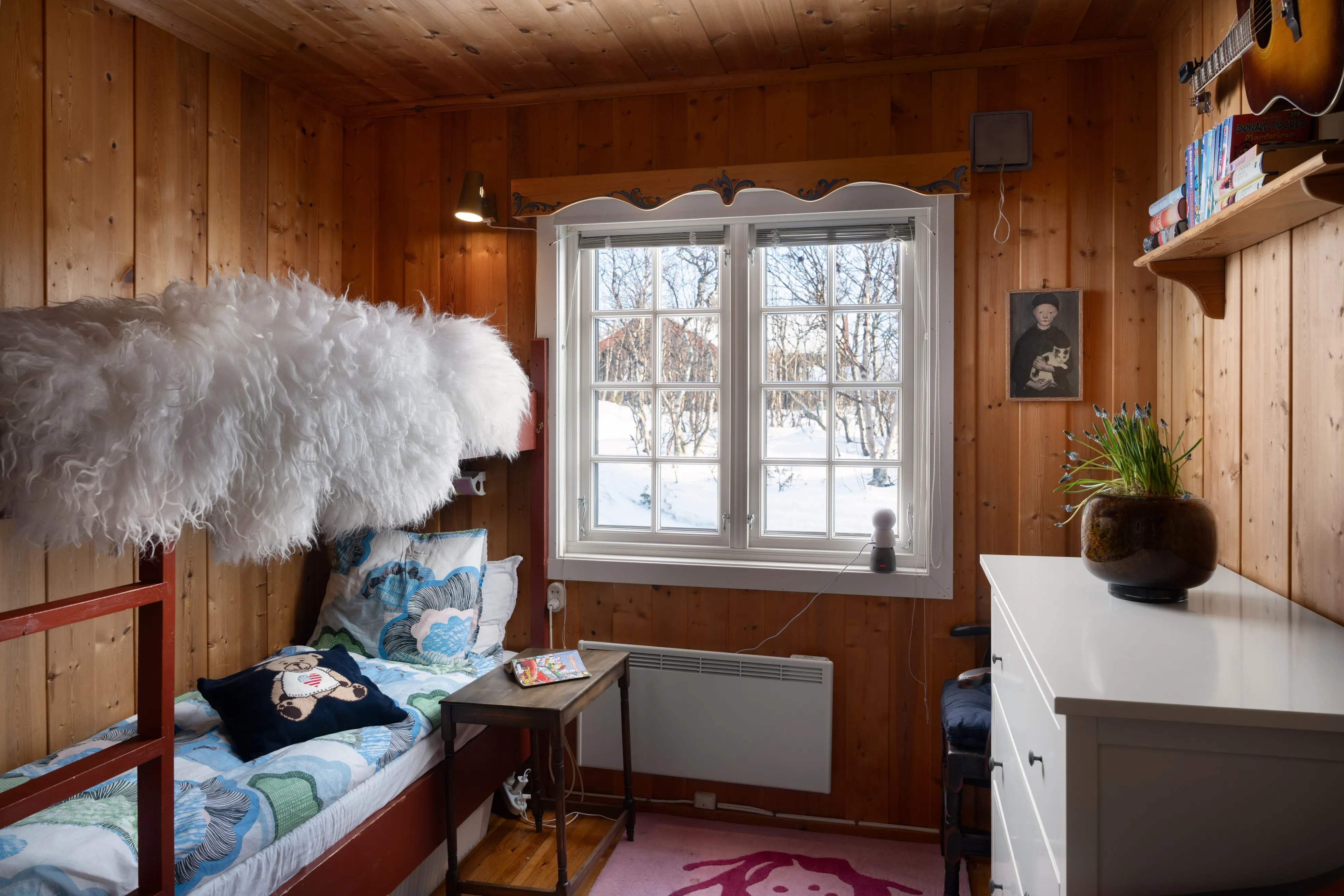 1960s Geilo Cabin with Expansive Terrace and Mountain Vistas - View image 16 of 28