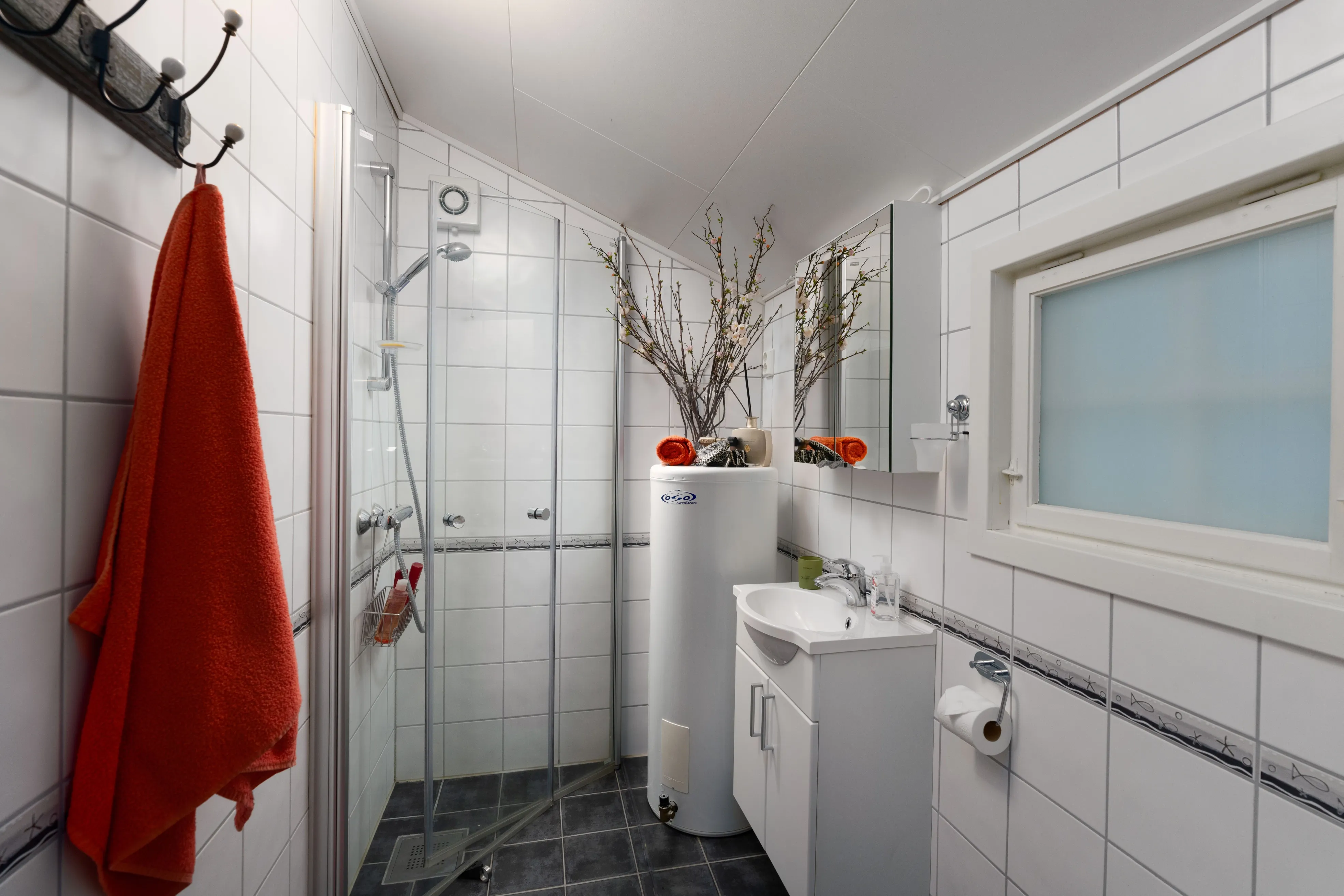 1960s Geilo Cabin with Expansive Terrace and Mountain Vistas - View image 19 of 28