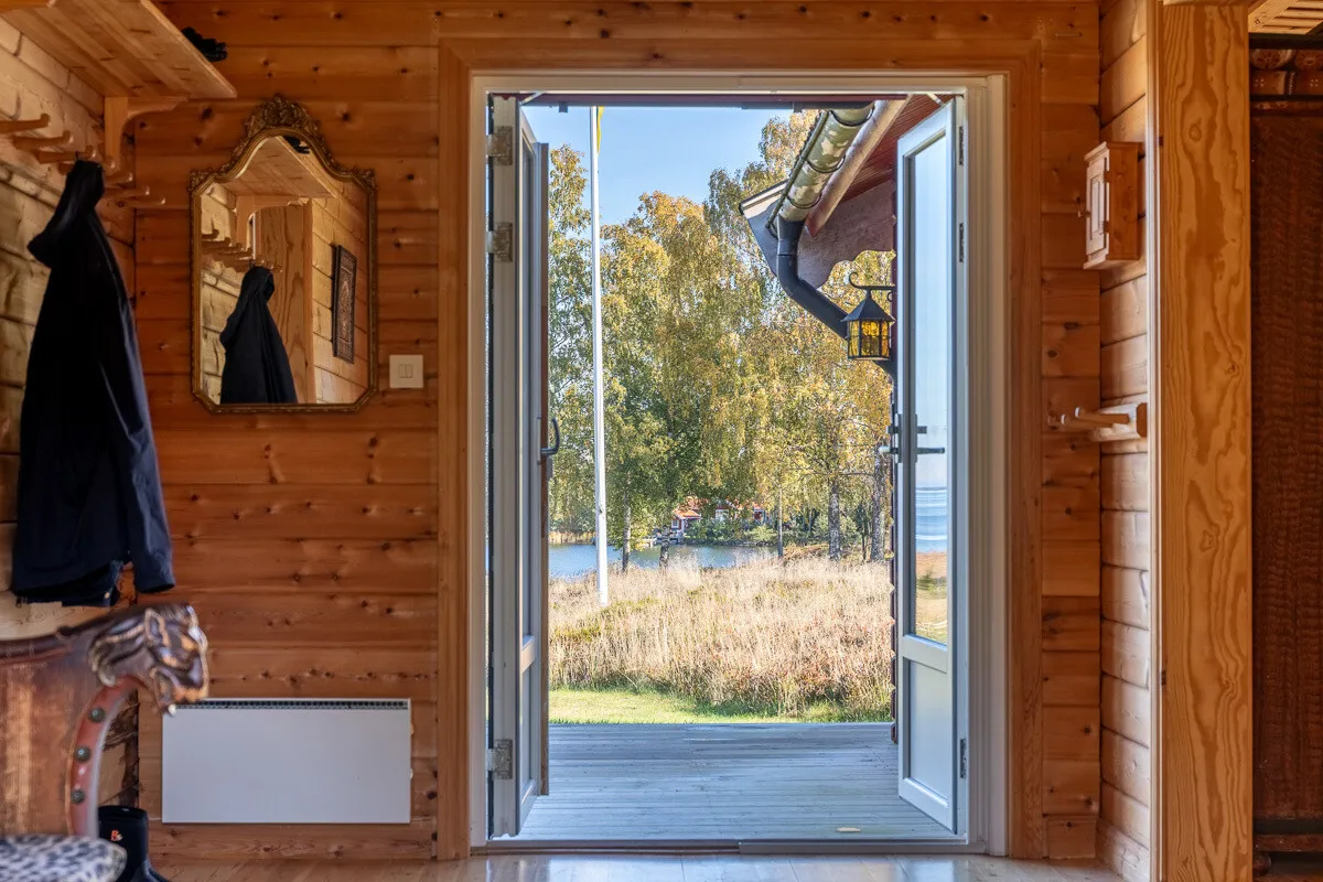 1970s Swedish Island Home with Expansive Garden and Terrace - View image 29 of 51