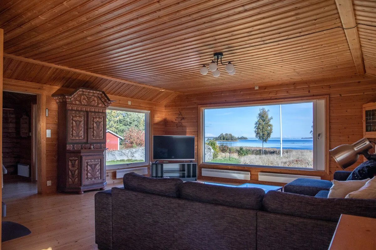 1970s Swedish Island Home with Expansive Garden and Terrace - View image 31 of 51