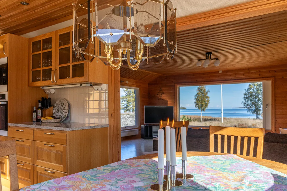 1970s Swedish Island Home with Expansive Garden and Terrace - View image 36 of 51