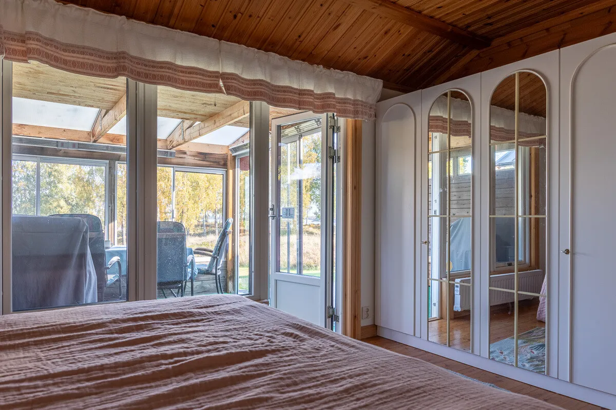 1970s Swedish Island Home with Expansive Garden and Terrace - View image 39 of 51