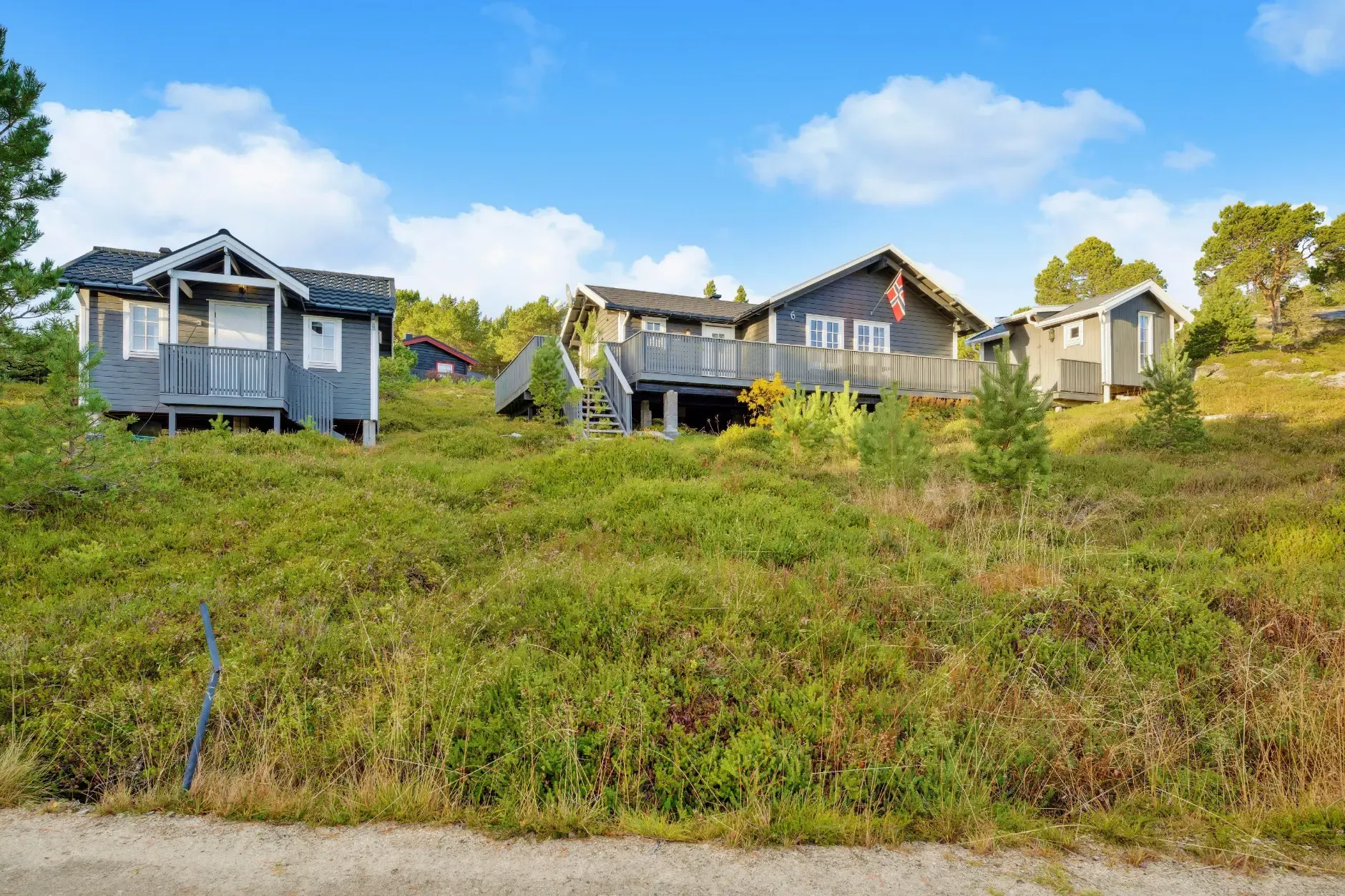 Scenic 2-Bedroom Cabin with Terrace and Parking in Tranøy, Norway - View image 34 of 35