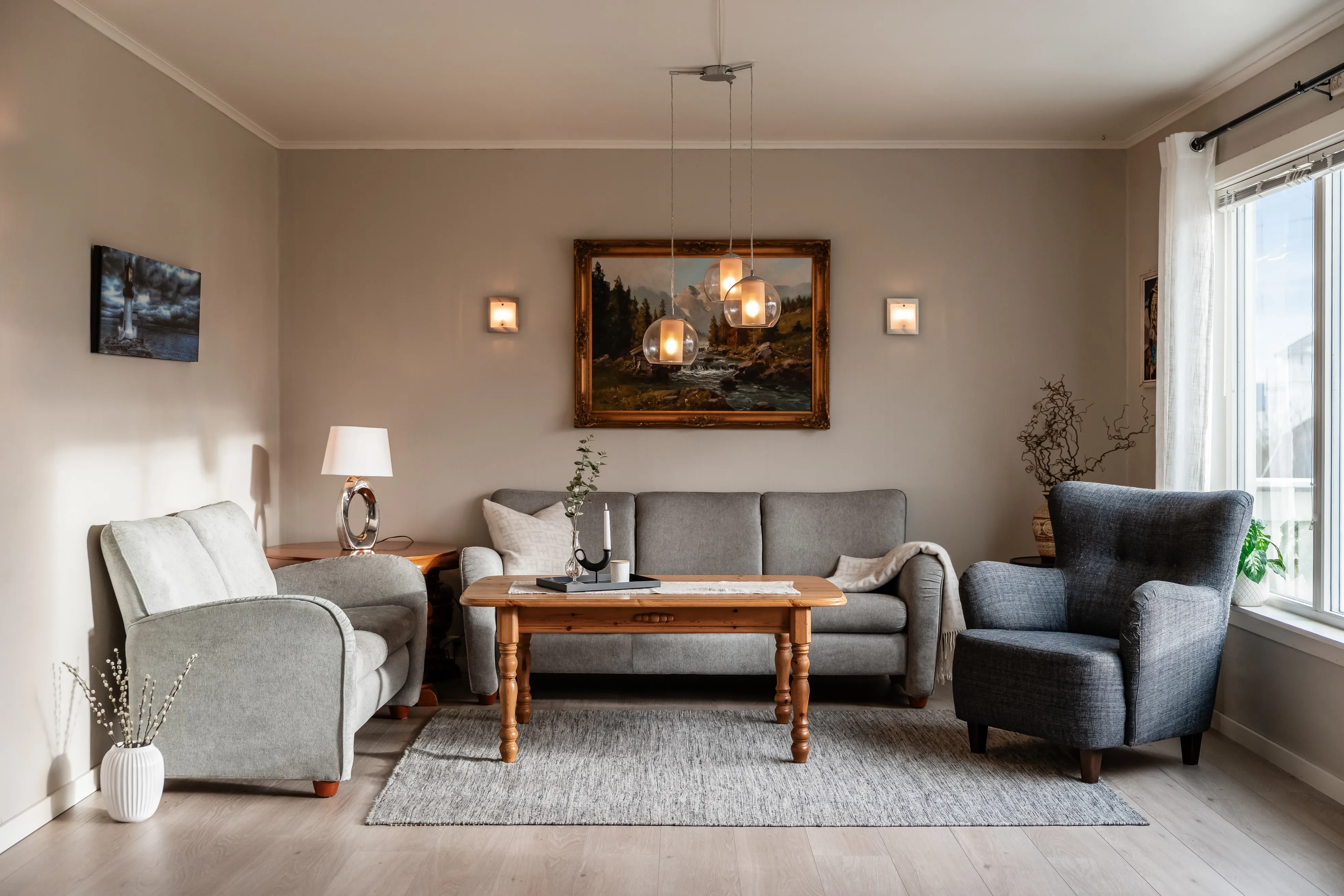 1960s Spacious 5-Bedroom House with Expansive Grounds in Fjørtoft, Norway - View image 12 of 51