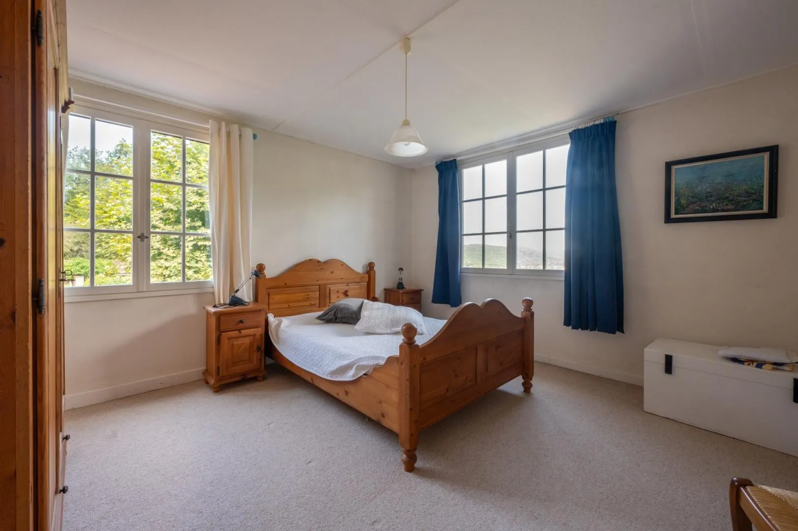 Expansive 4-Bedroom Villa with Infinity Pool and Garden near Dordogne - View image 18 of 32