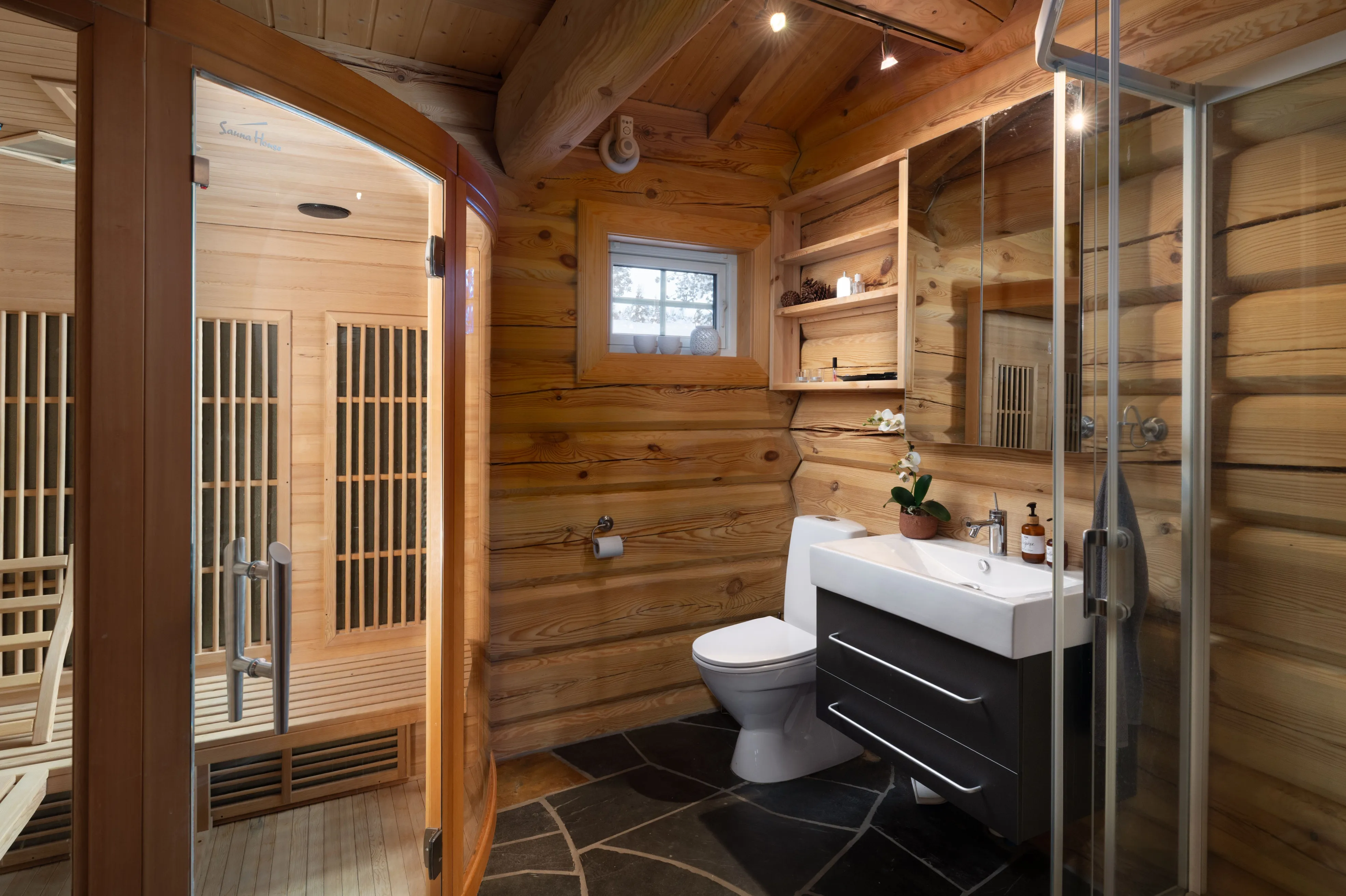 Family-Friendly 4-Bedroom Cabin with Garden and Terrace in Gol, Norway - View image 26 of 47