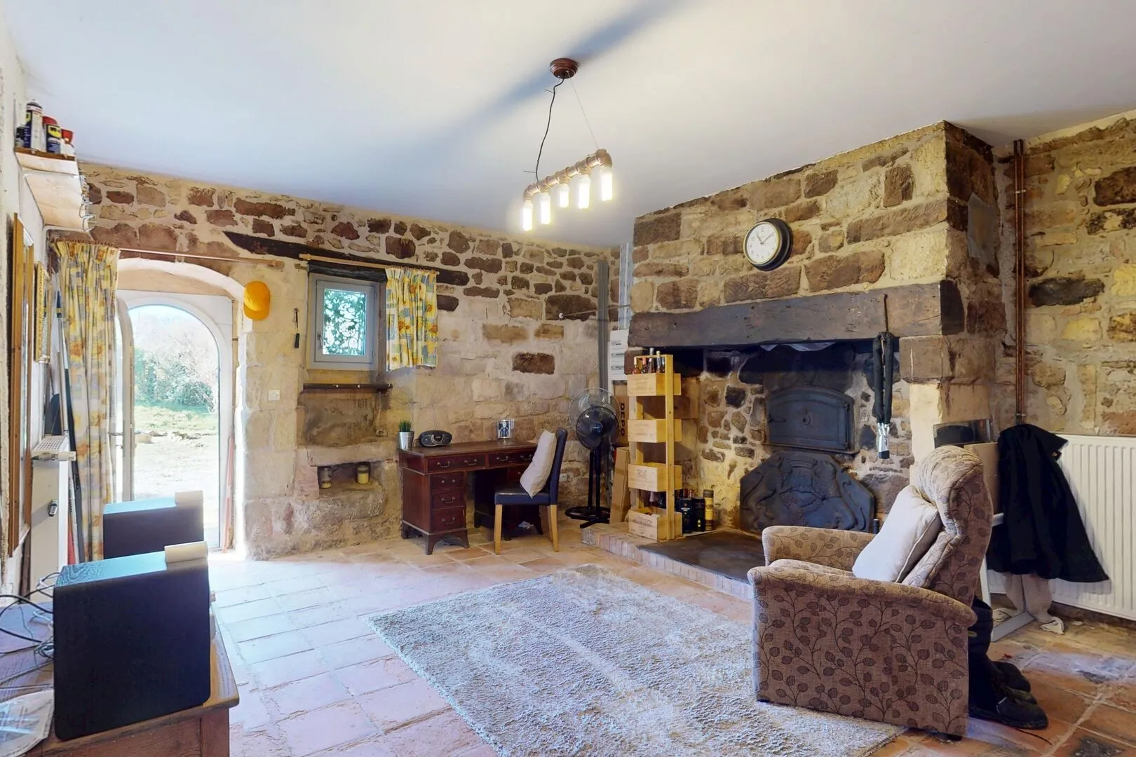 Spacious 4-Bedroom House with Pool and Guest House in Hautefort, France - View image 34 of 48