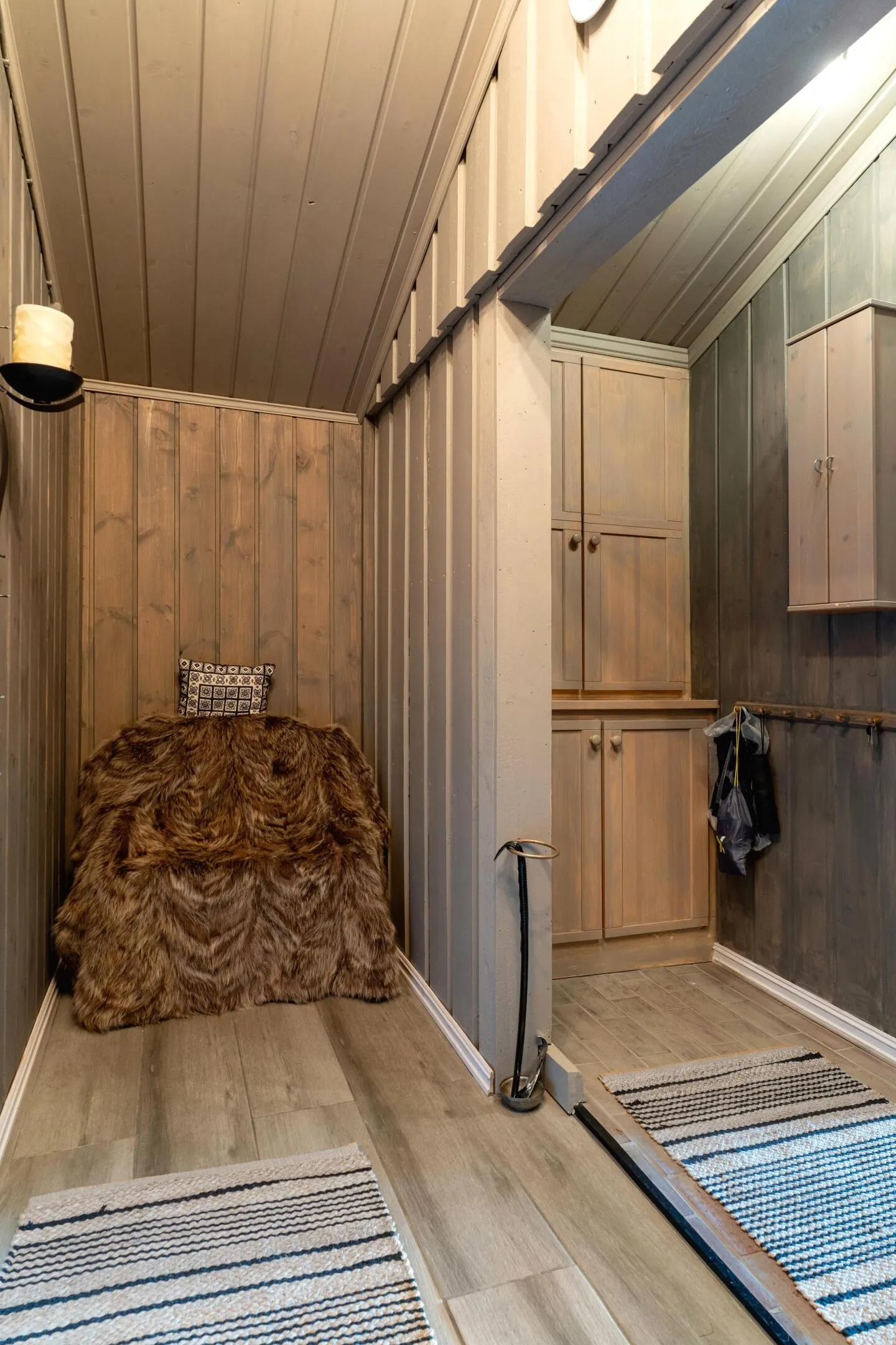 1970s Ski-In/Ski-Out Cabin in Gol with Terrace and Parking - View image 7 of 29