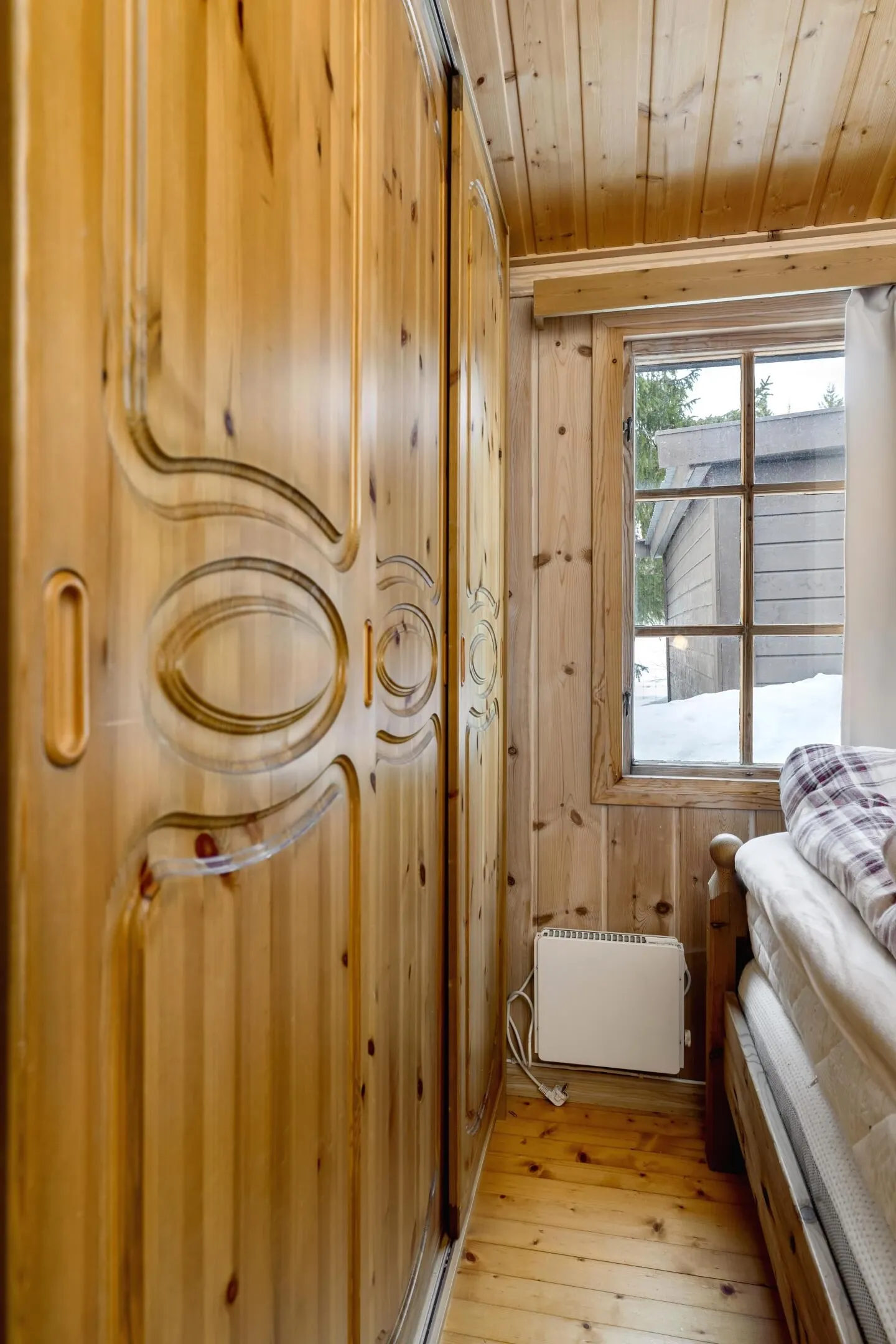 1970s Ski-In/Ski-Out Cabin in Gol with Terrace and Parking - View image 18 of 29