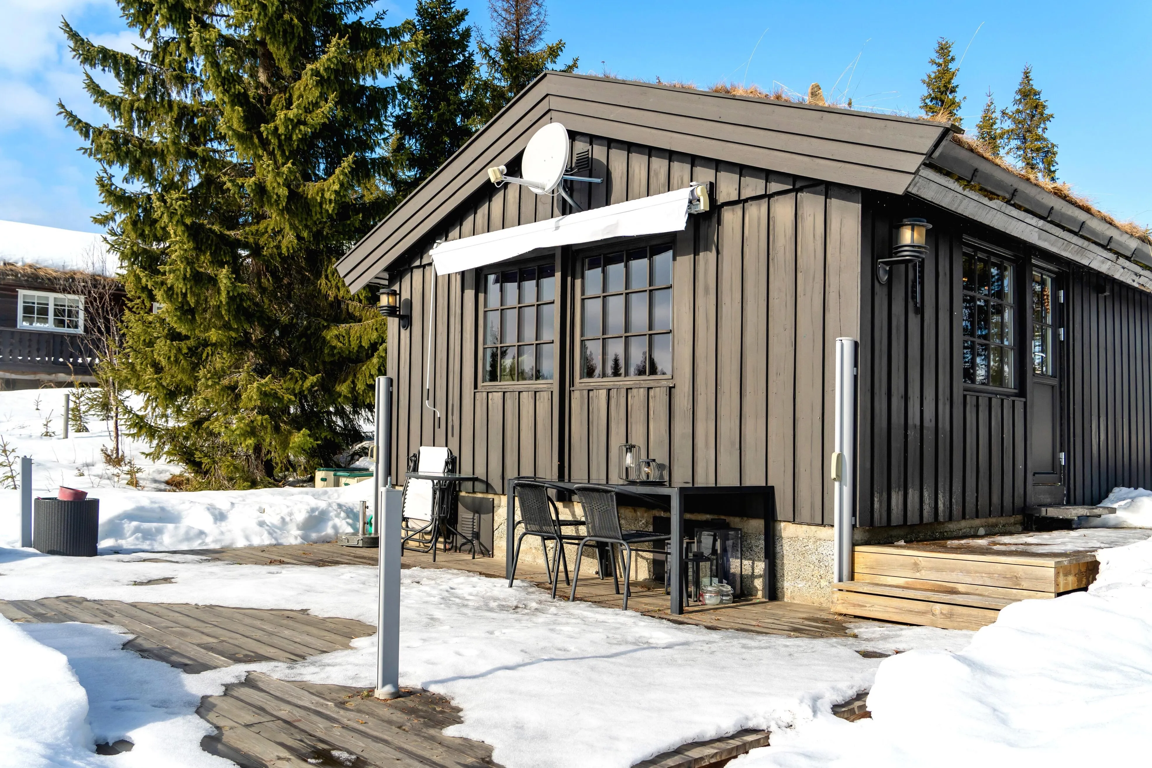 1970s Ski-In/Ski-Out Cabin in Gol with Terrace and Parking - View image 23 of 29