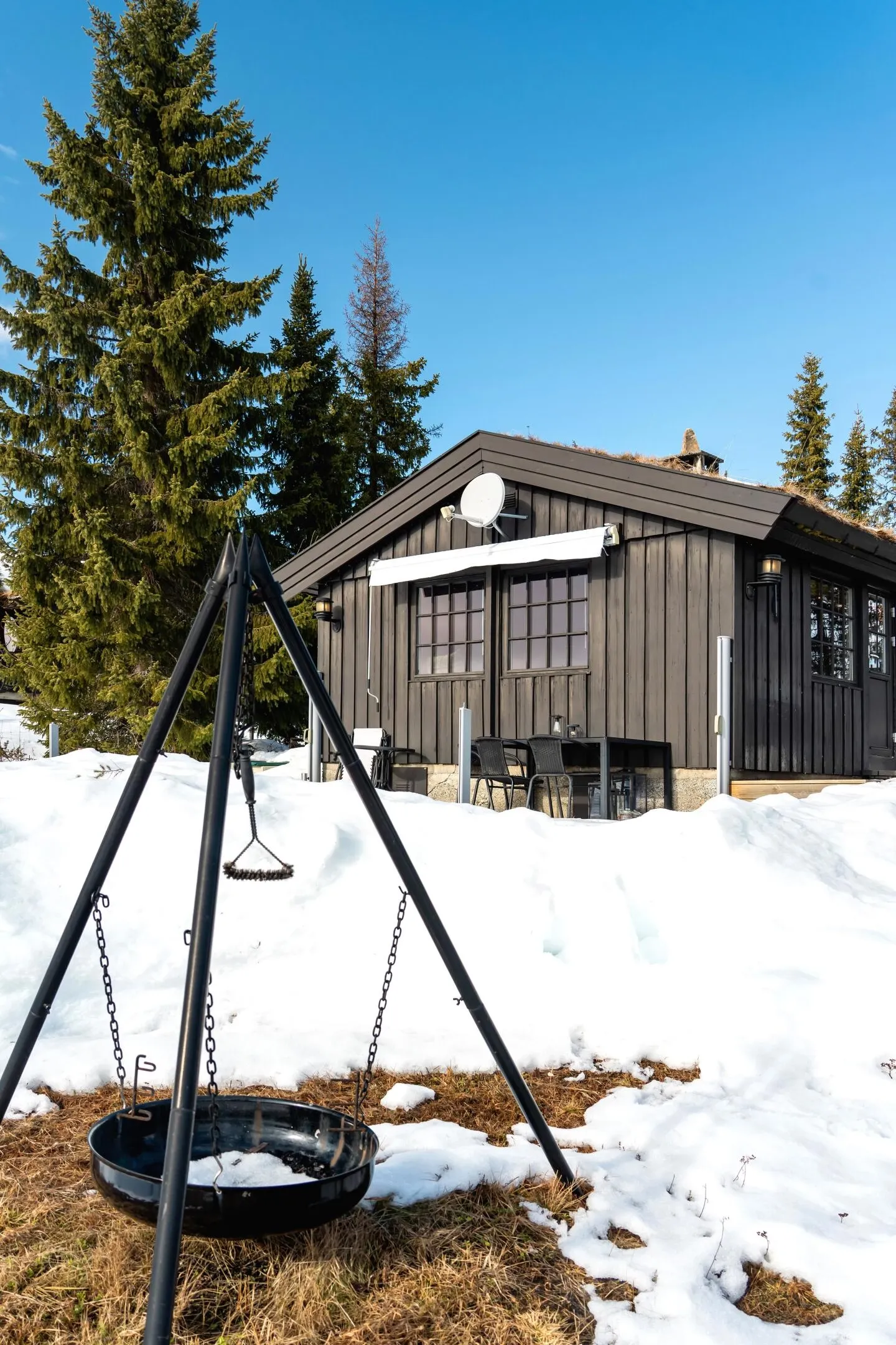 1970s Ski-In/Ski-Out Cabin in Gol with Terrace and Parking - View image 24 of 29