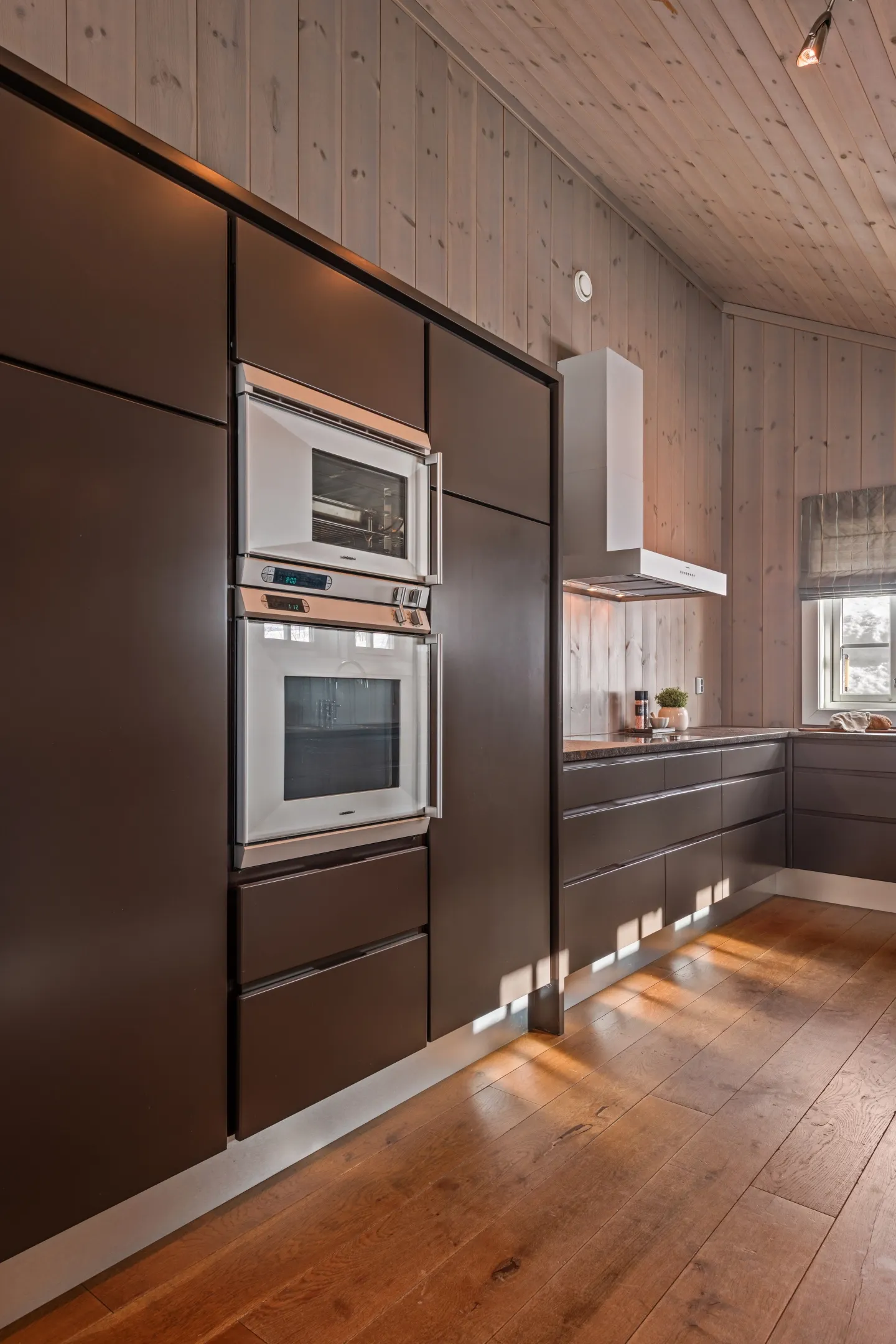 Contemporary 4-Bedroom Chalet with Sauna and Garden in Hol, Norway - View image 23 of 71