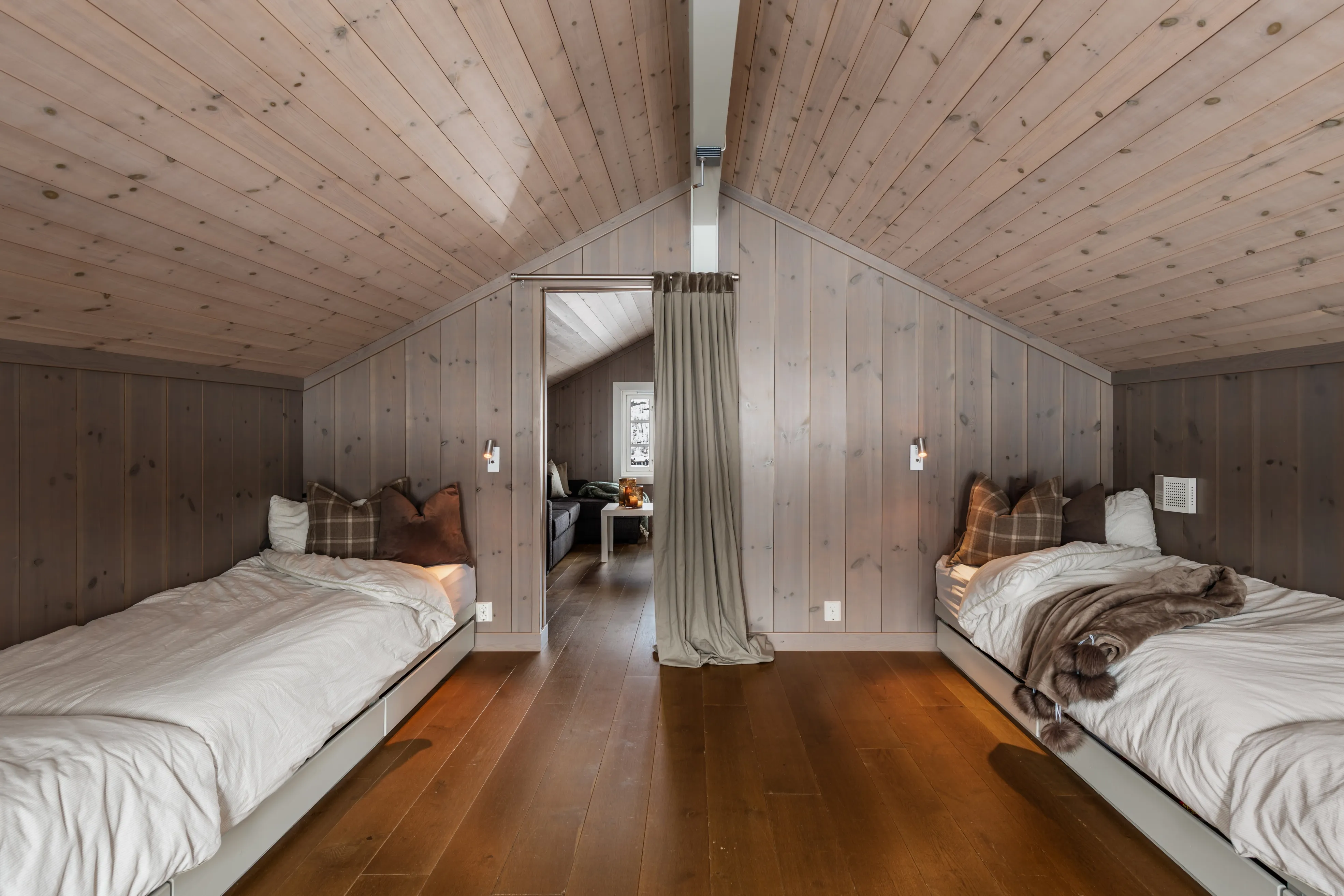 Contemporary 4-Bedroom Chalet with Sauna and Garden in Hol, Norway - View image 50 of 71