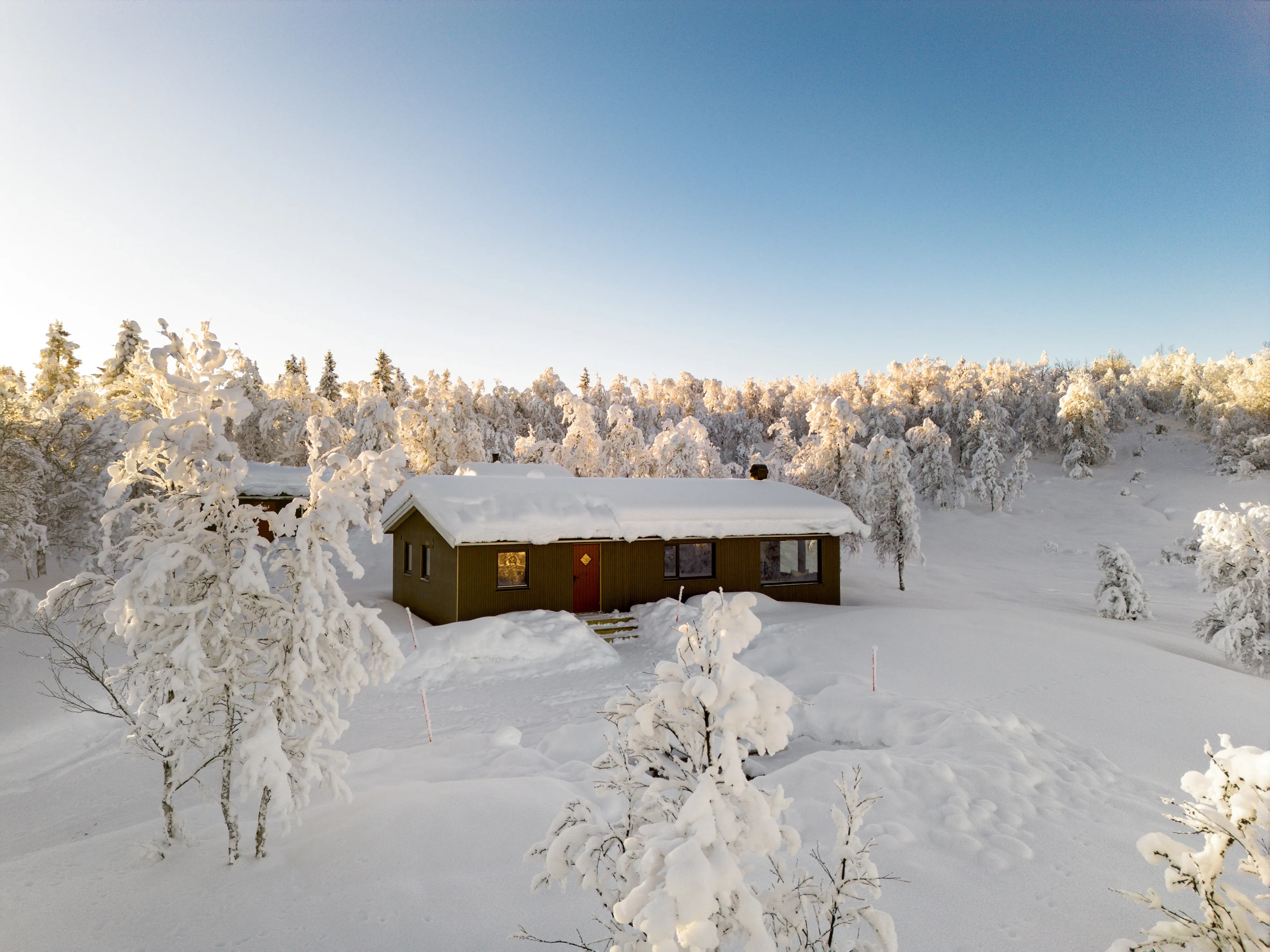 1960s Norwegian Retreat: Renovated 4-Bedroom Country House with Expansive Garden - View image 42 of 47
