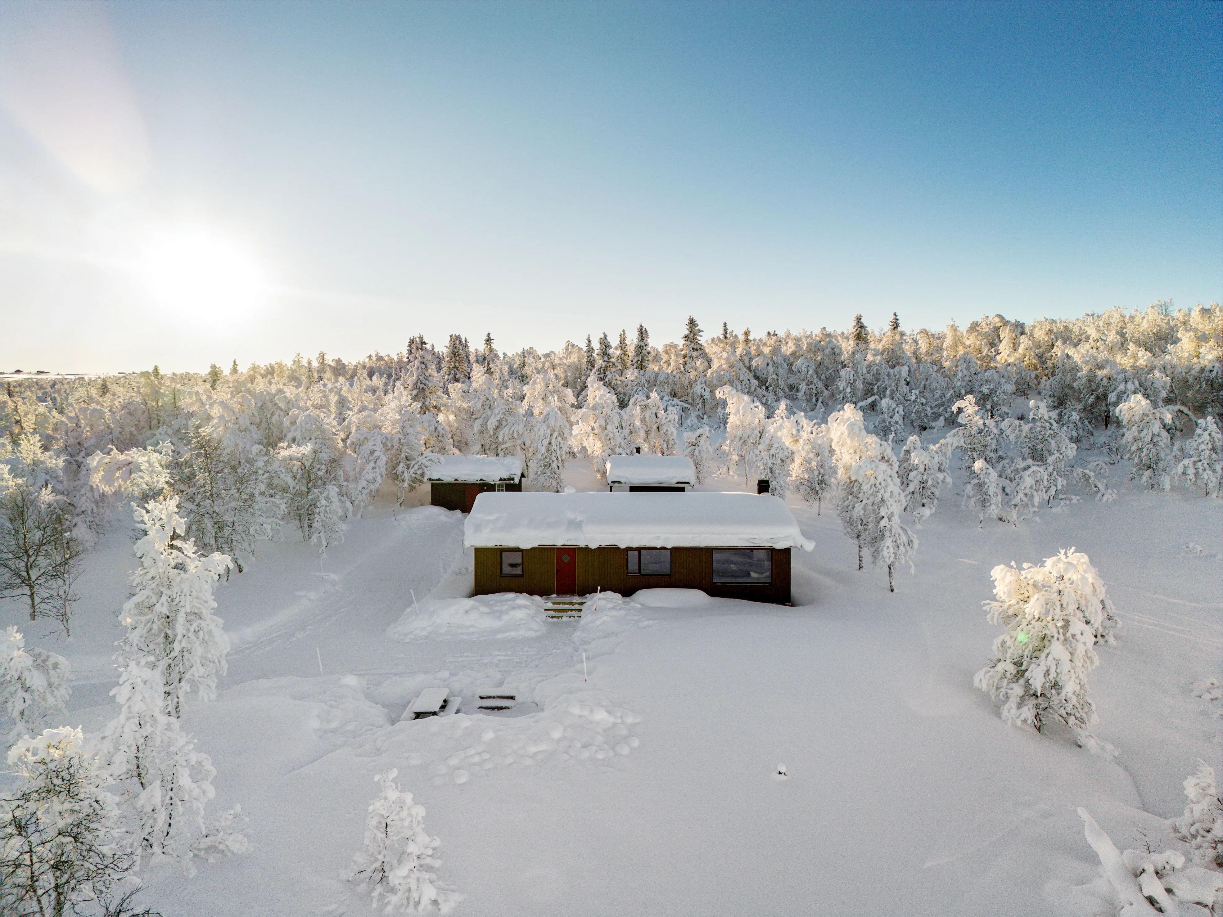 1960s Norwegian Retreat: Renovated 4-Bedroom Country House with Expansive Garden - View image 43 of 47