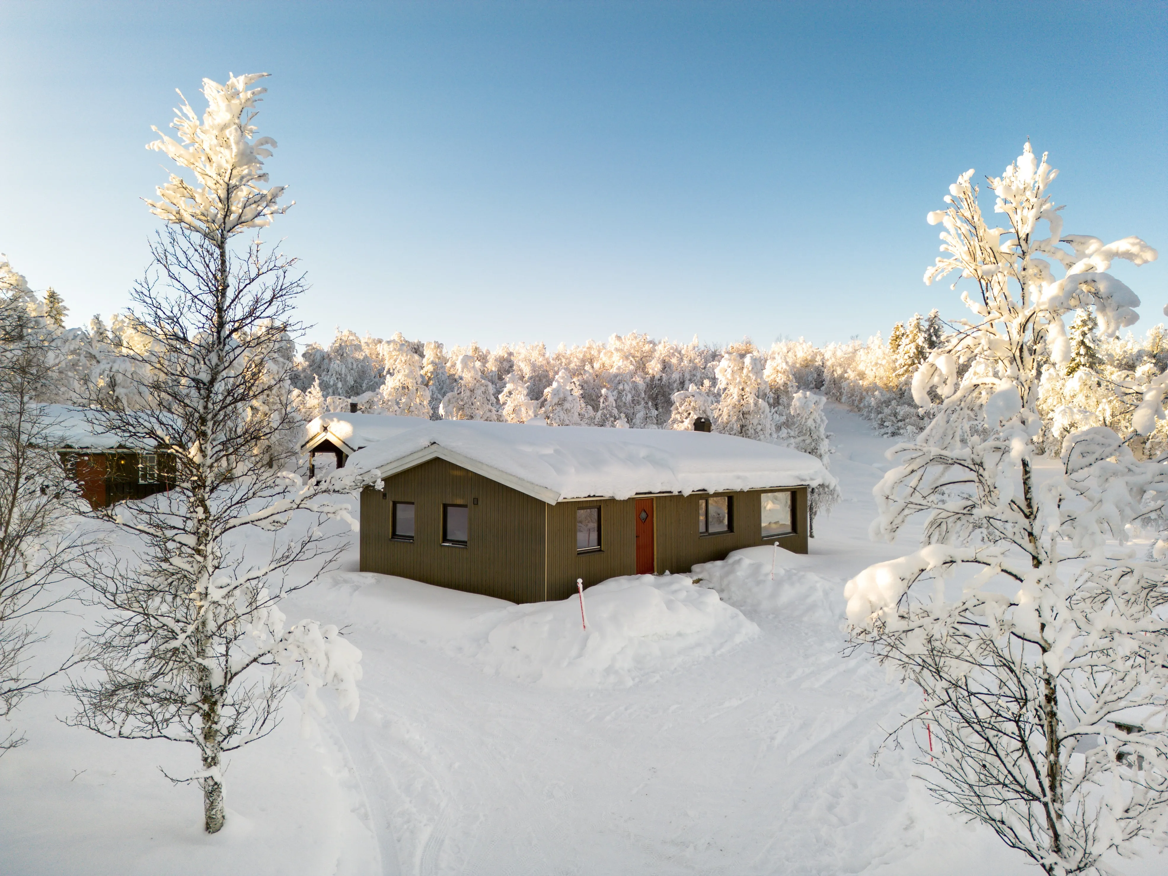 1960s Norwegian Retreat: Renovated 4-Bedroom Country House with Expansive Garden - View image 44 of 47