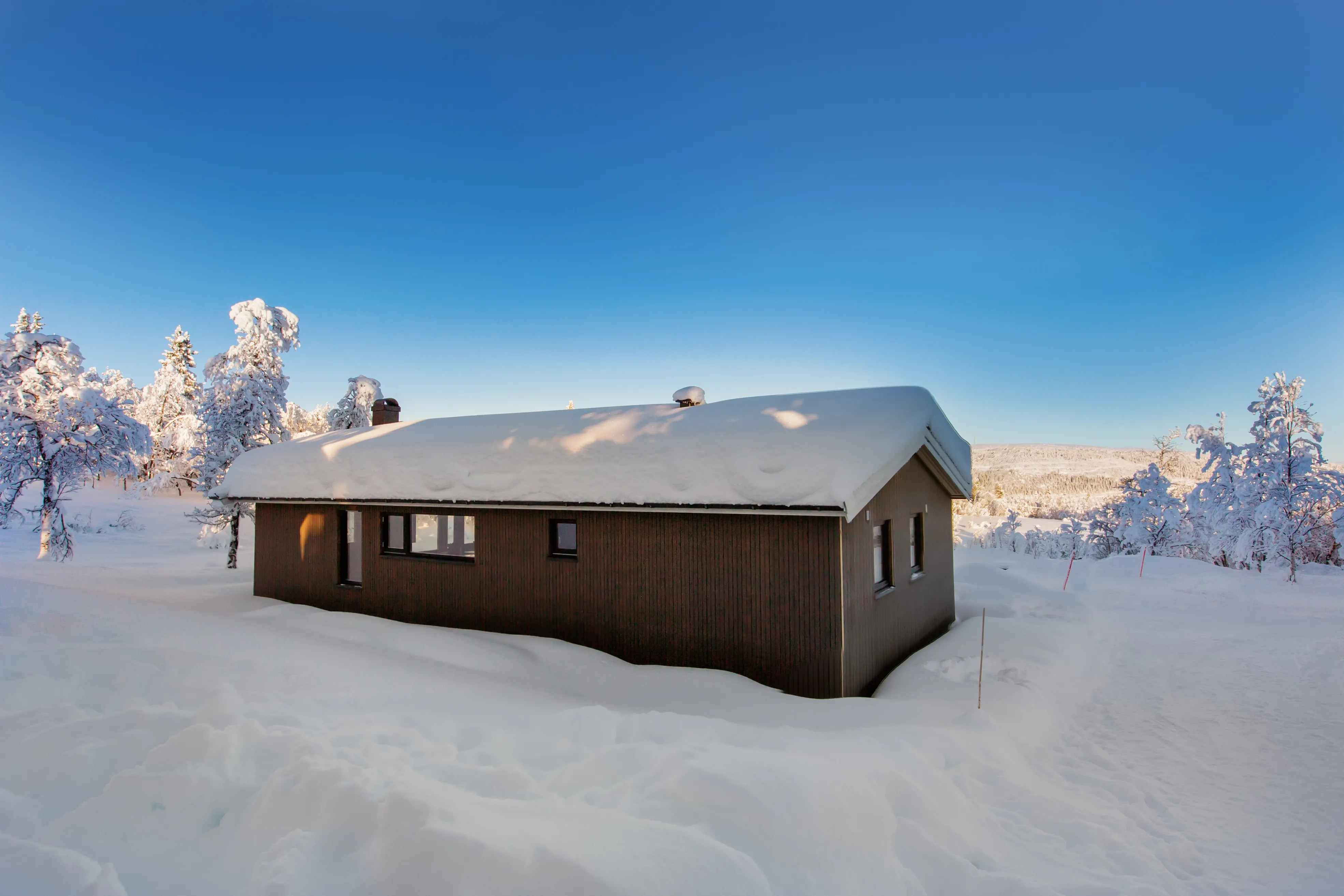 1960s Norwegian Retreat: Renovated 4-Bedroom Country House with Expansive Garden - View image 45 of 47