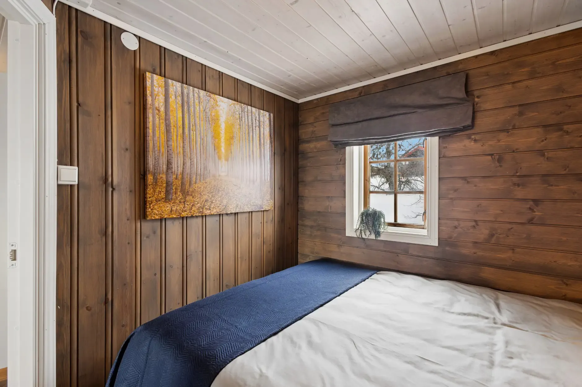 Norwegian Retreat: Modern 2-Bedroom Cabin with Terrace Near Ski Trails - View image 22 of 30