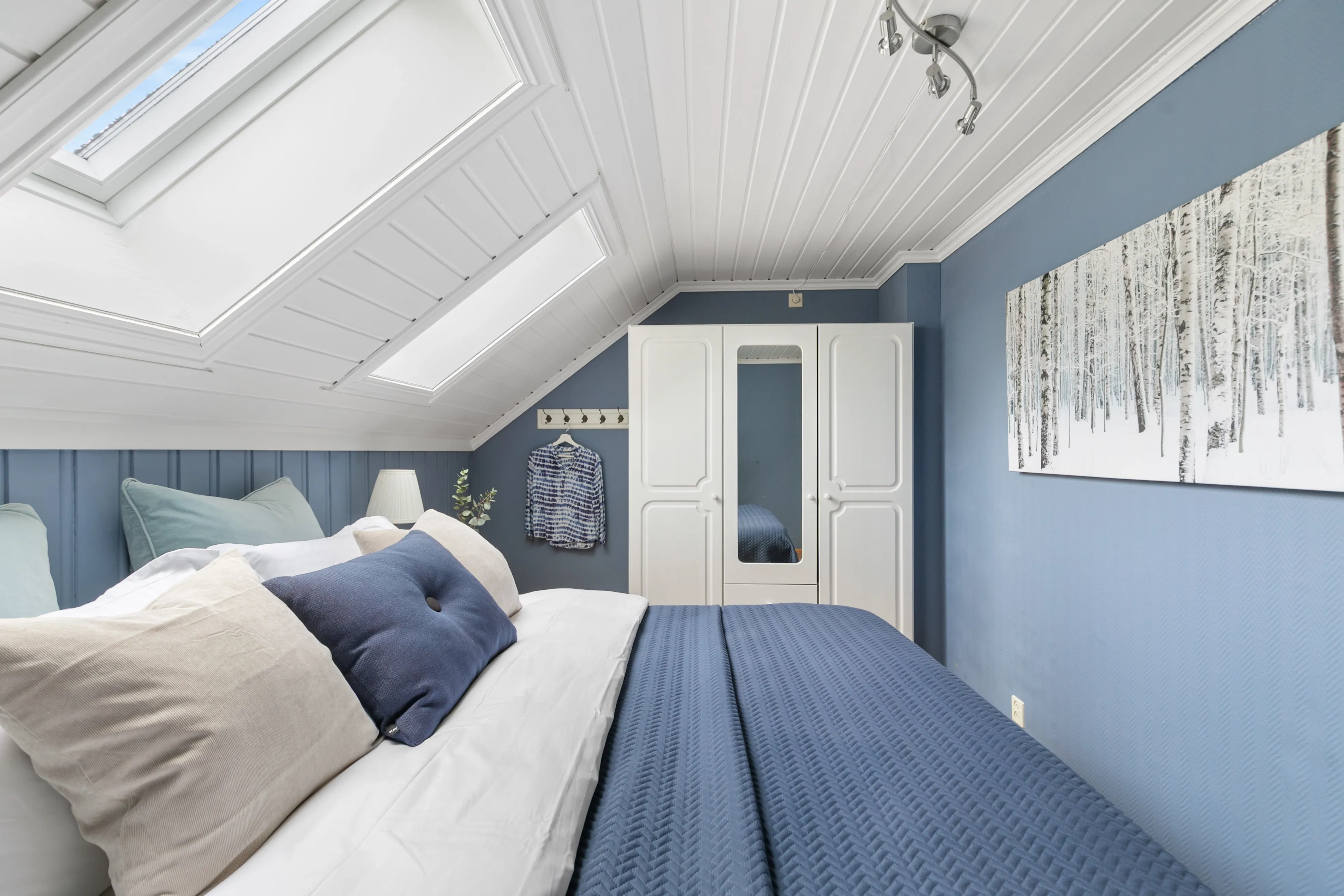 Family-Focused 4-Bedroom House with Mjøsa Views in Hamar - View image 35 of 67