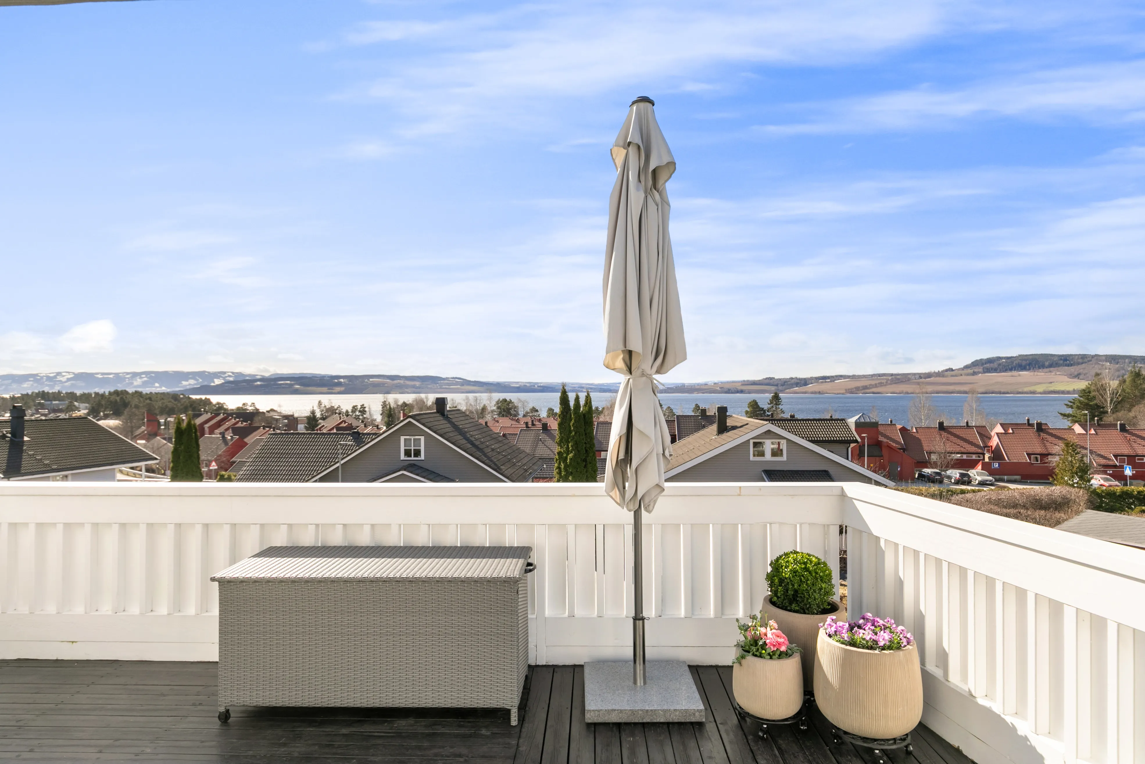 Family-Focused 4-Bedroom House with Mjøsa Views in Hamar - View image 49 of 67