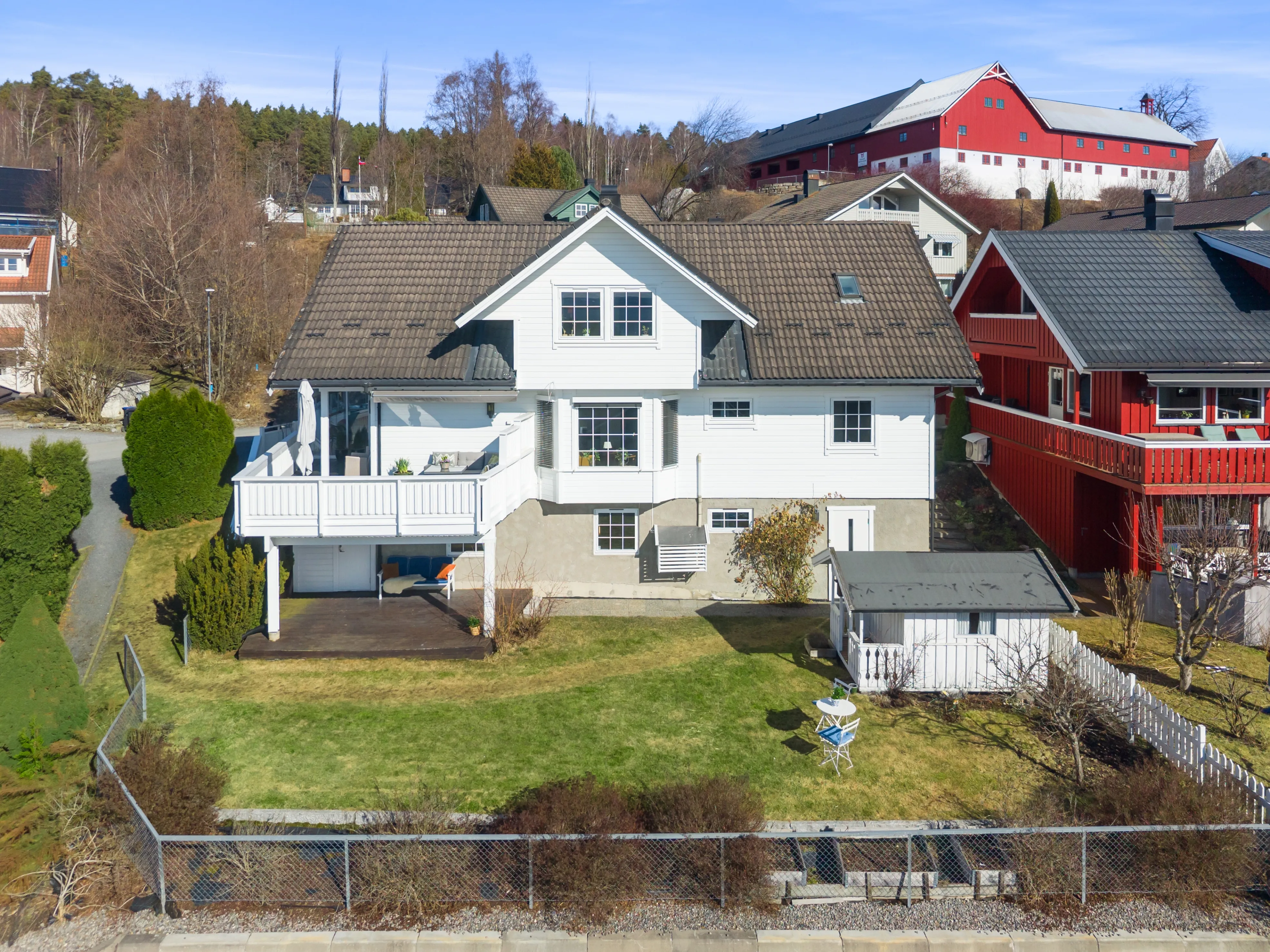 Family-Focused 4-Bedroom House with Mjøsa Views in Hamar - View image 58 of 67