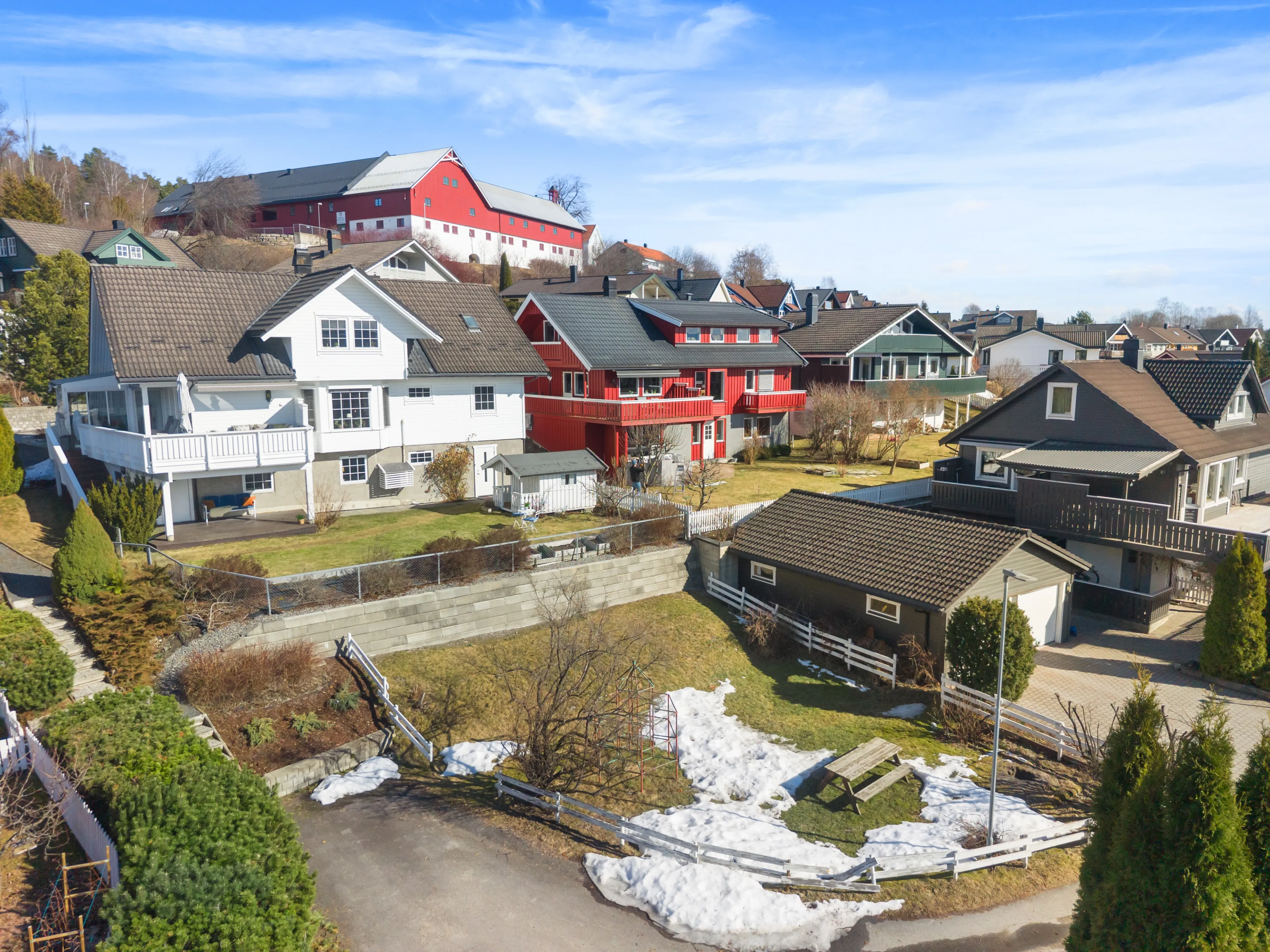 Family-Focused 4-Bedroom House with Mjøsa Views in Hamar - View image 61 of 67