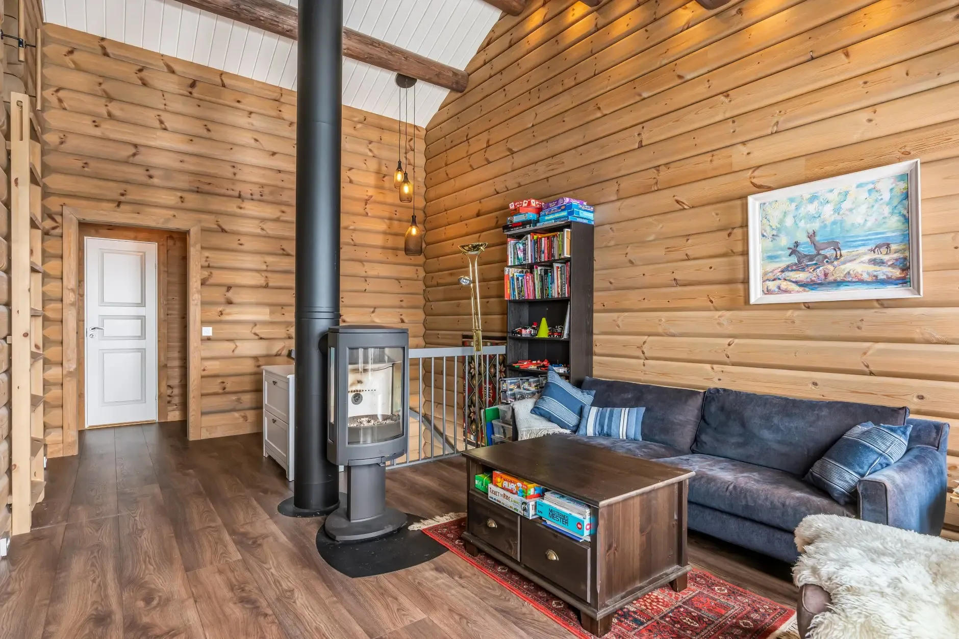 Modern 4-Bedroom Ski-In/Ski-Out Retreat in Norway's Tyinkrysset - View image 14 of 31