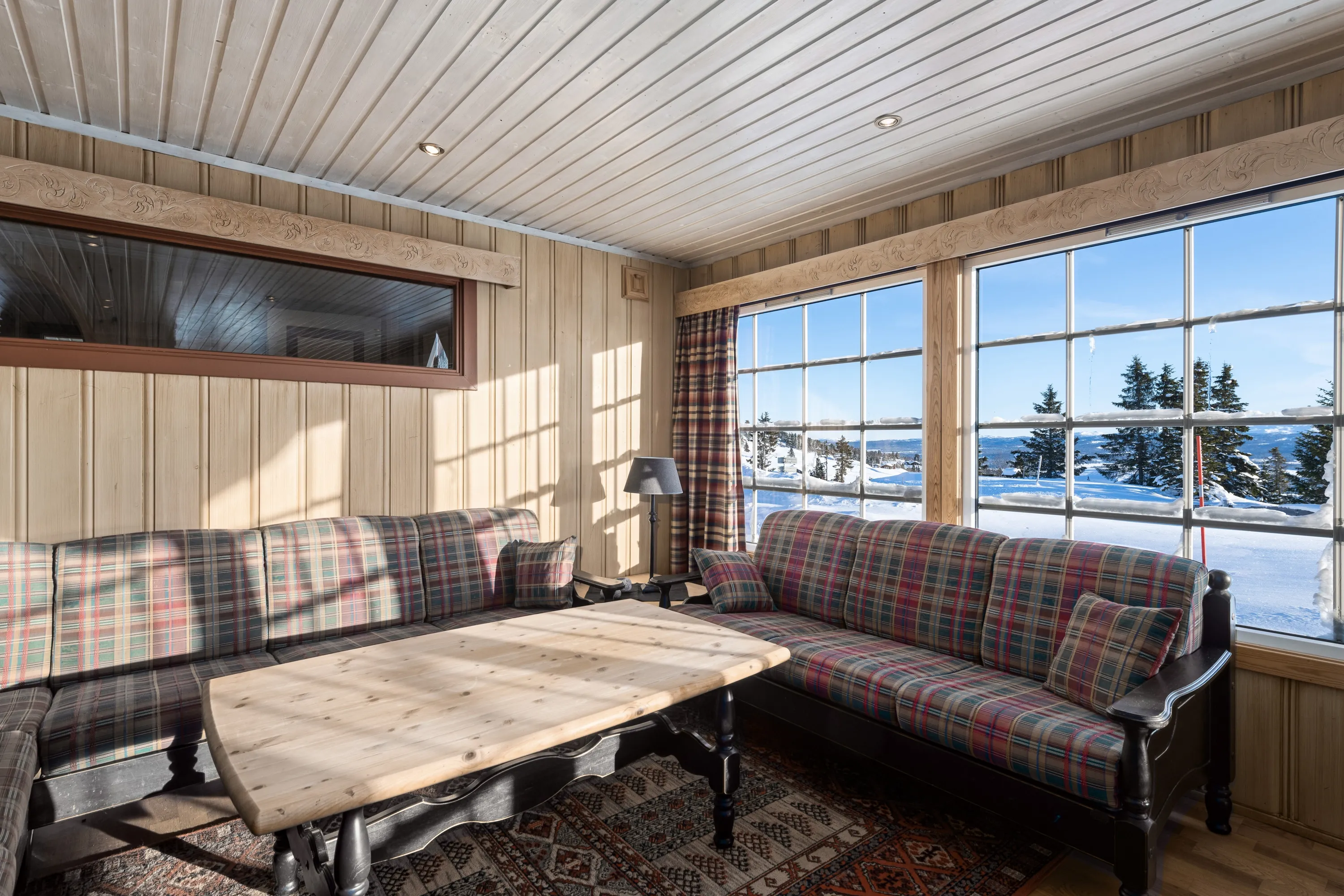 1980s Norwegian Cabin with 4 Bedrooms and Parking in Scenic Gol - View image 21 of 48