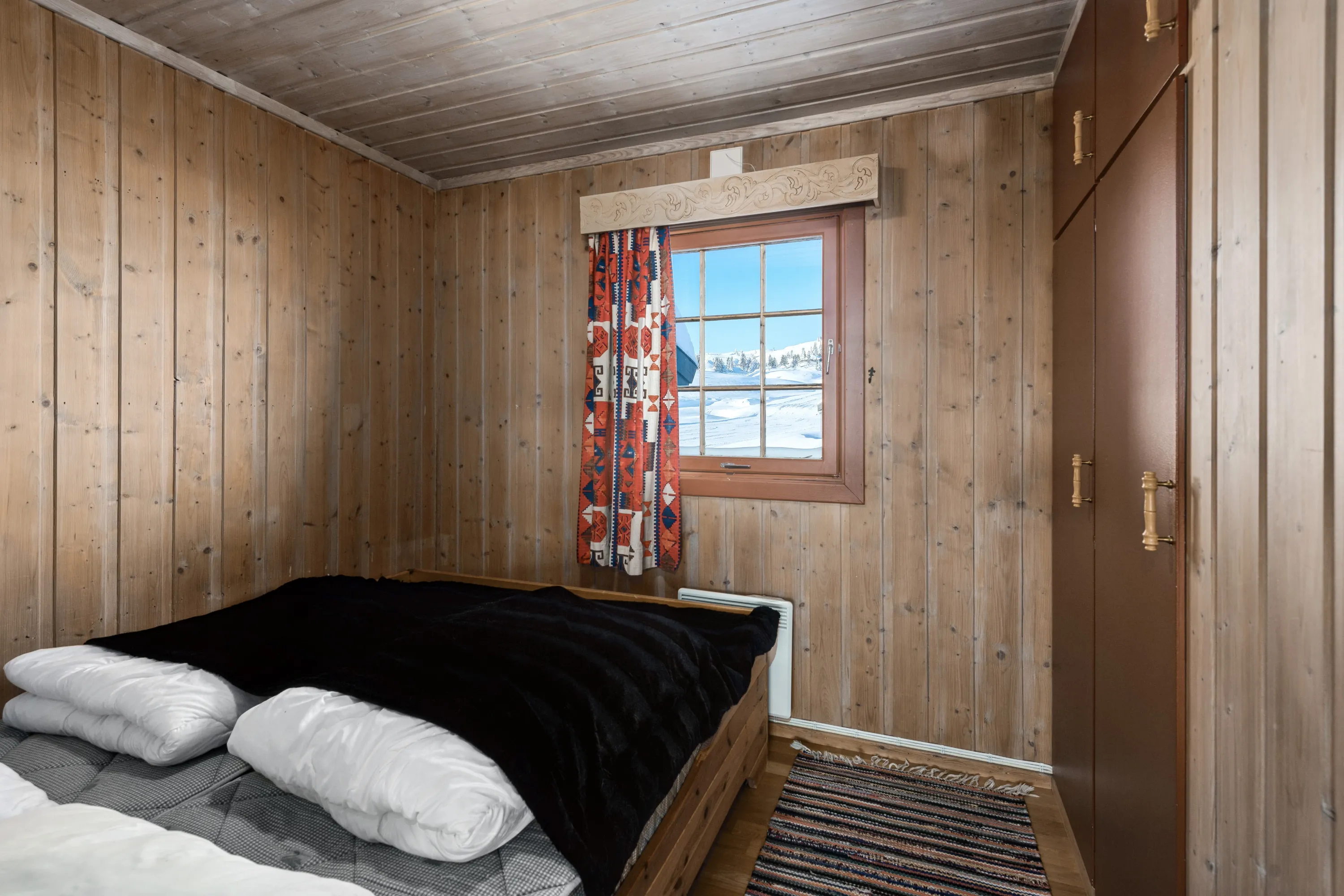 1980s Norwegian Cabin with 4 Bedrooms and Parking in Scenic Gol - View image 26 of 48