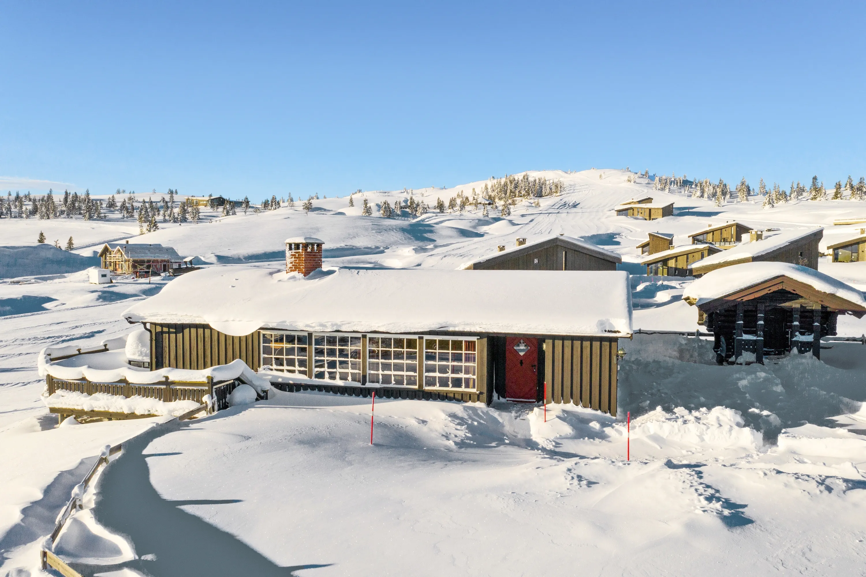 1980s Norwegian Cabin with 4 Bedrooms and Parking in Scenic Gol - View image 44 of 48